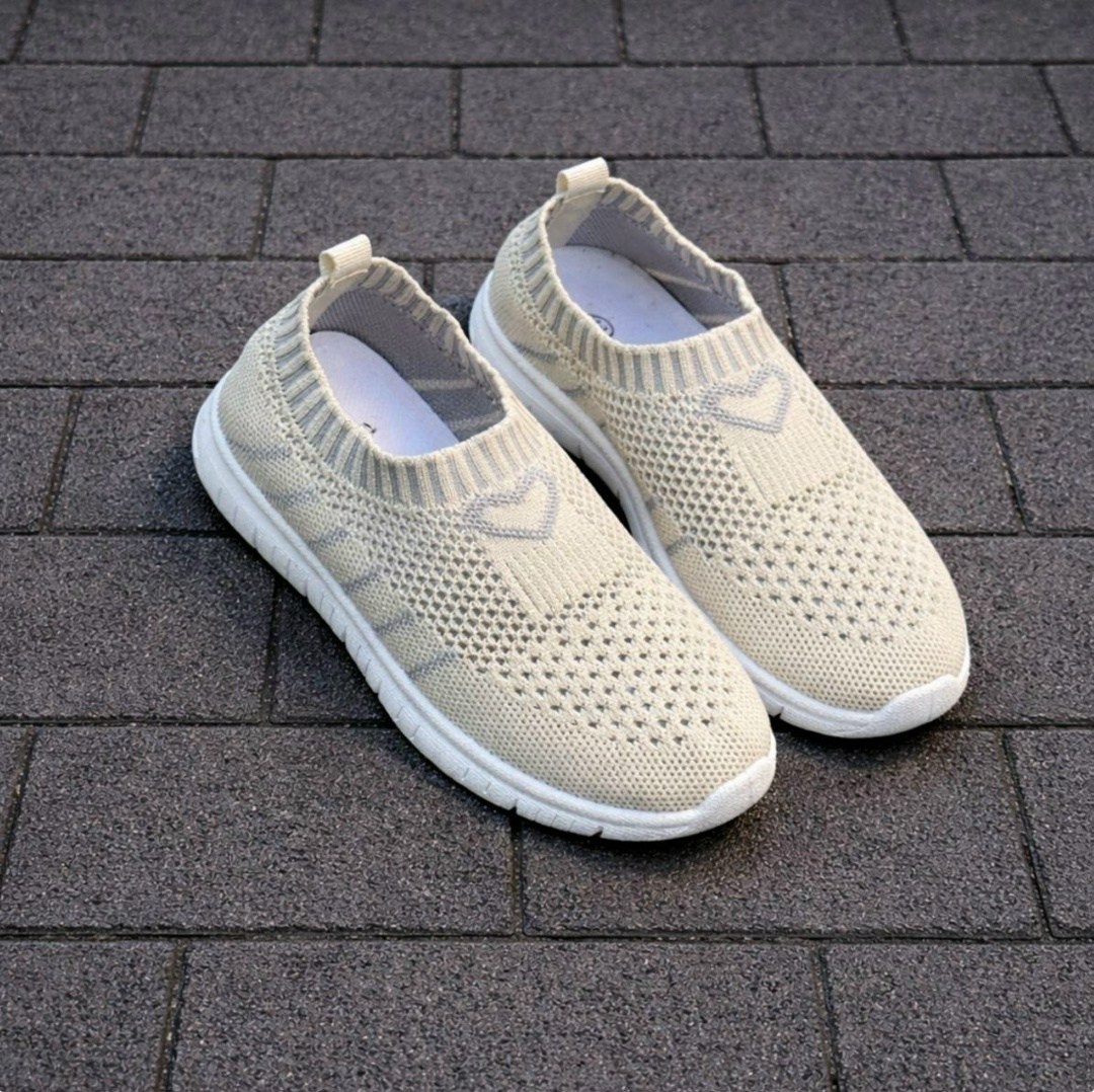 кроссовки,кроссовки мальчику,спортивная ,детские слипоны,летние кроссовки