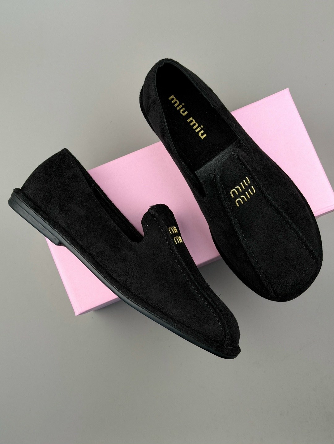 ,лоферы miu miu,лоферы женские,женская ,лоферы замшевые