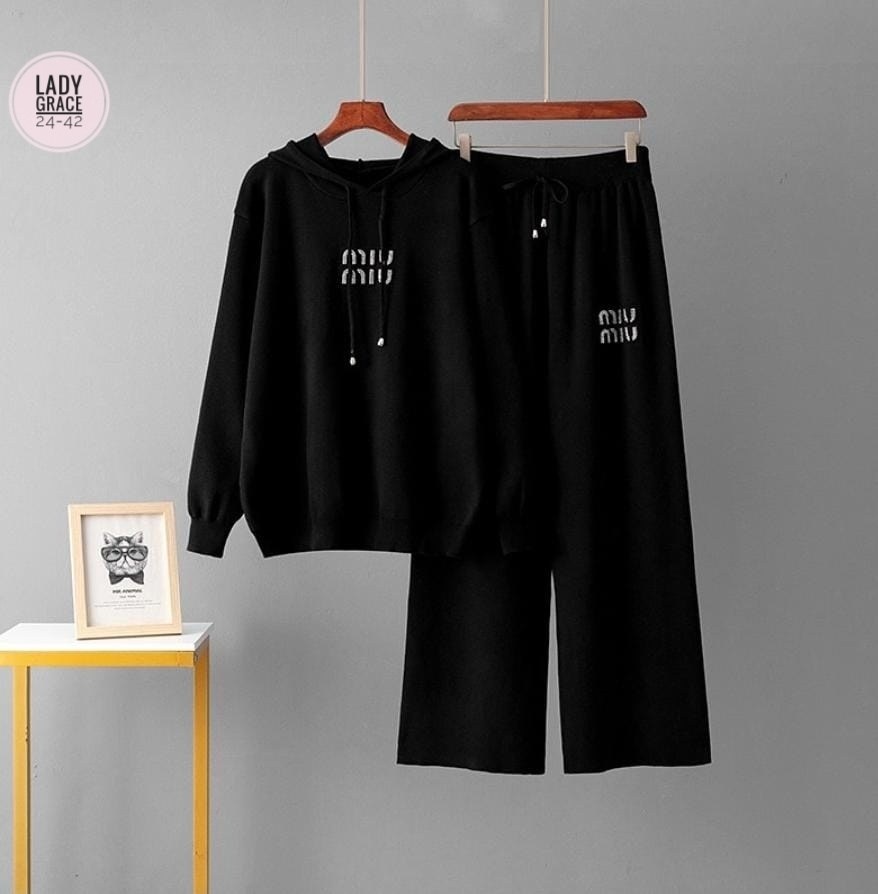 трикотажный костюм с капюшоном,женский трикотажный костюм,комплект одежды женские,костюм повседневный,трикотажные костюмы