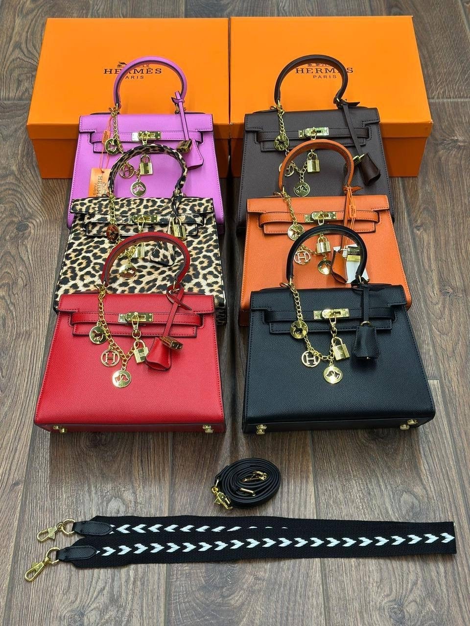 hermes kelly retourne 28 chocolate togo gold hardware,hermes kelly 20 mini sellier bag etain epsom leather gold hardware,hermes kelly 25,hermes kelly,hermes 32cm ebene tadelakt leather sellier kelly b