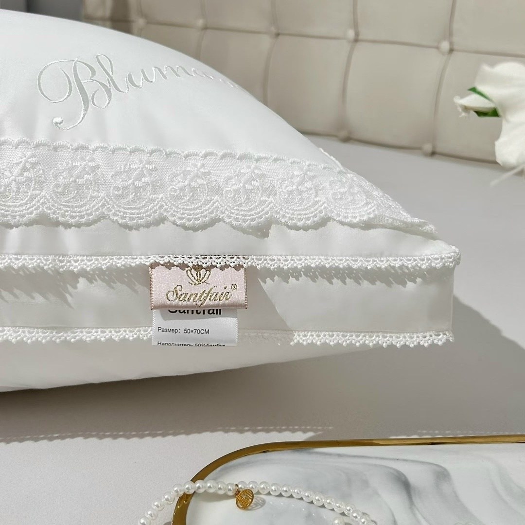 подушка la perla,комплект постельного белья blumarine,постельное белье с одеялом blumarine,подушка,шелковая подушка