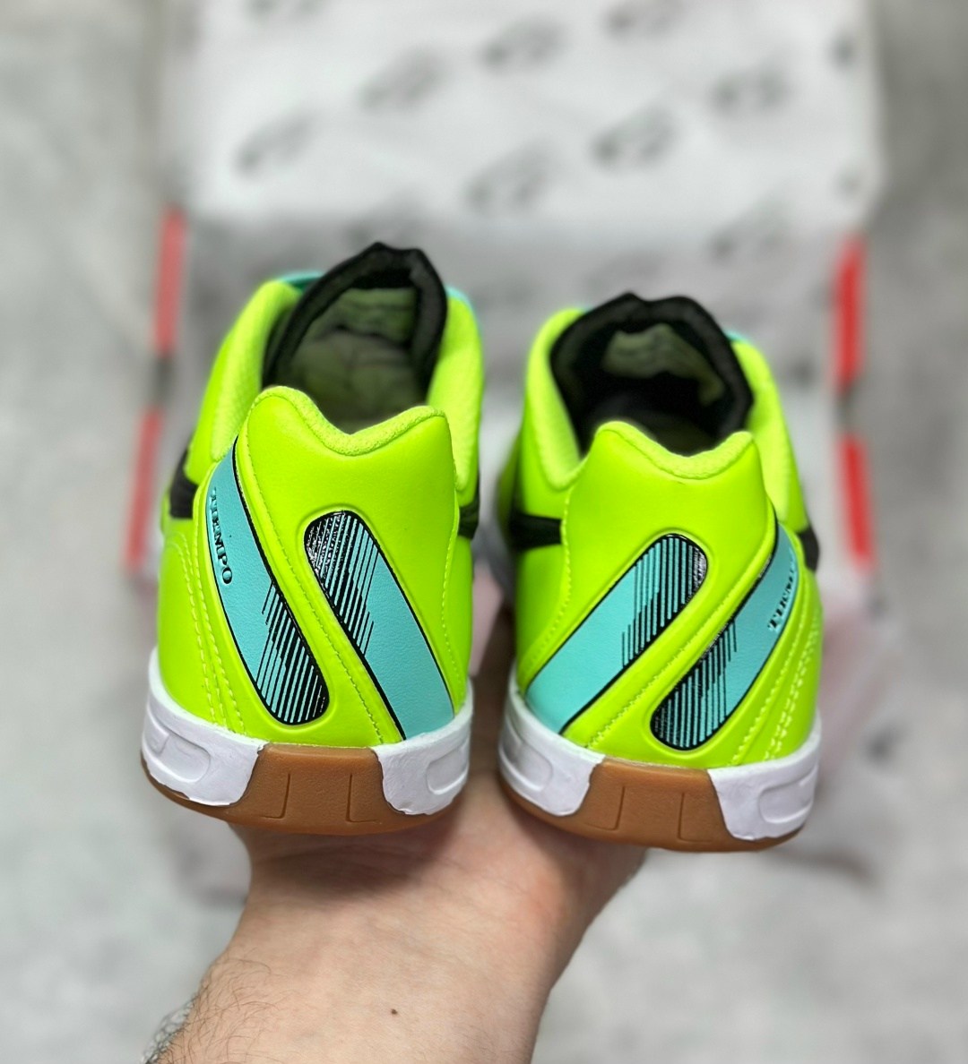 бампы найк,футбольная ,футзалка,футзалки найк темпо,найк тиемпо