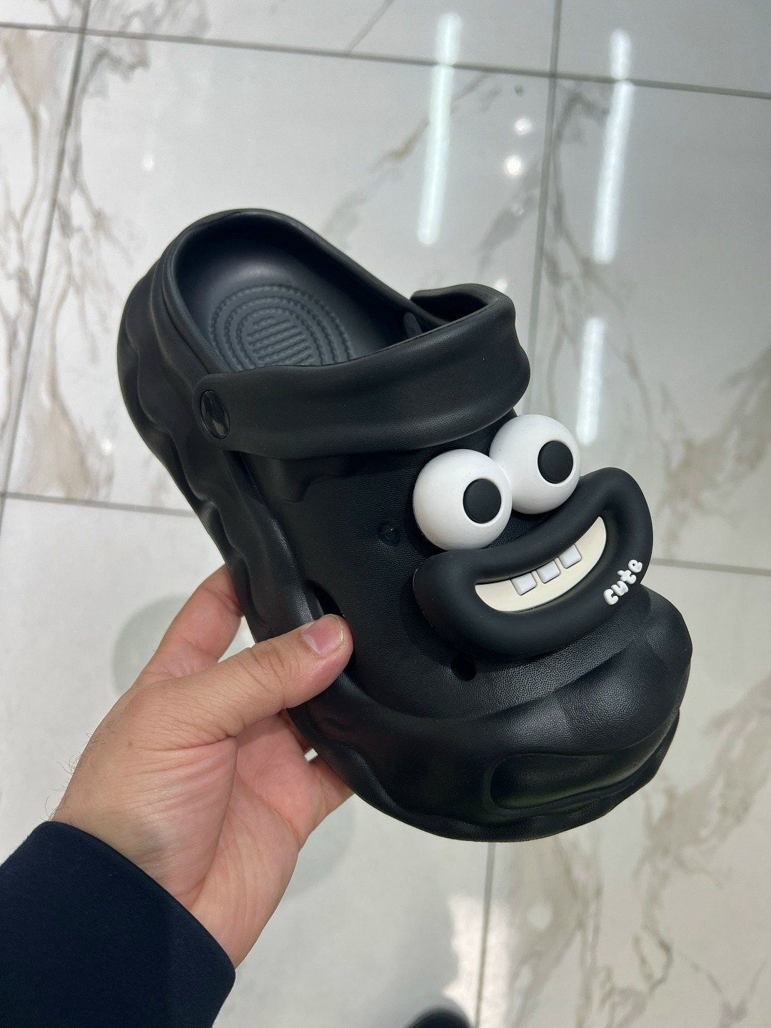 модные тапочки,,летние тапочки,домашние тапочки,пляжная