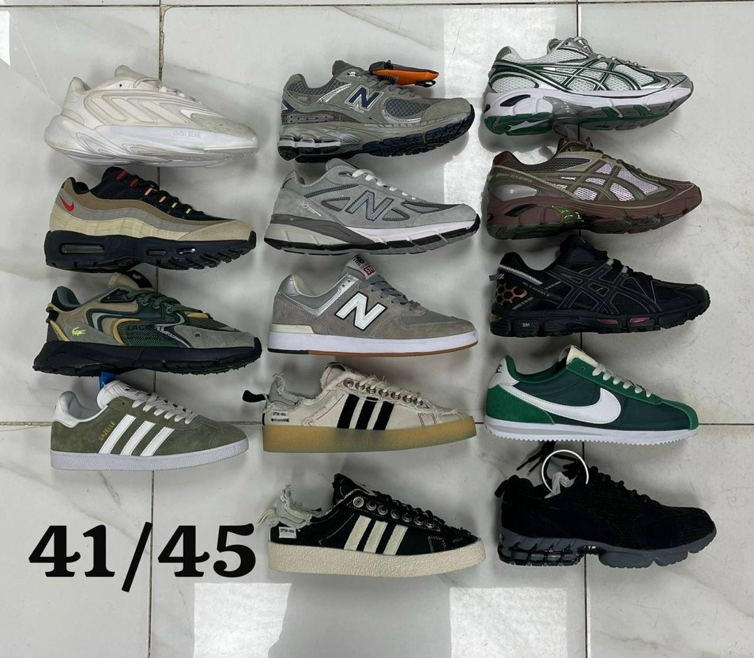 спортивная ,кроссовки,мужская  кроссовки,обуви,много кроссовок