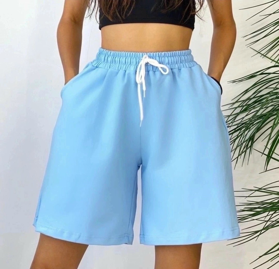 женские шорты,шорты белые,удлиненные шорты свободного покроя,шорты женские белые,шорты бриджи