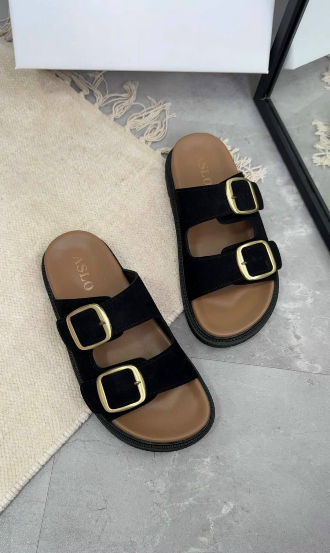 женские шлепанцы,шлепки фенди,женские сандалии,,сандали