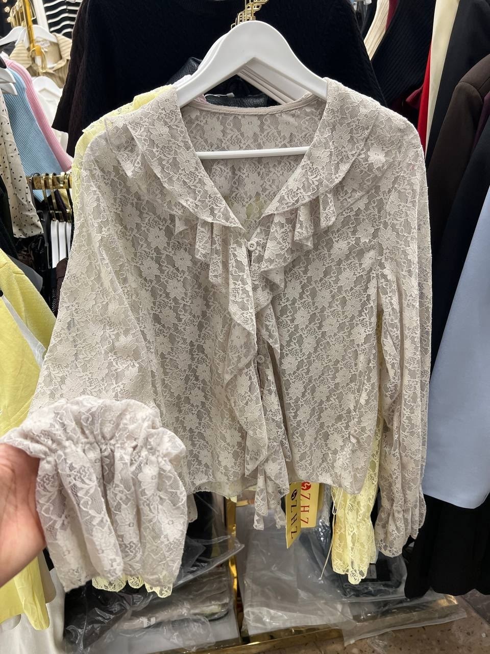 блузка с кружевами,блузка с оборками,кружевная блузка,нарядная блузка,блузка модная