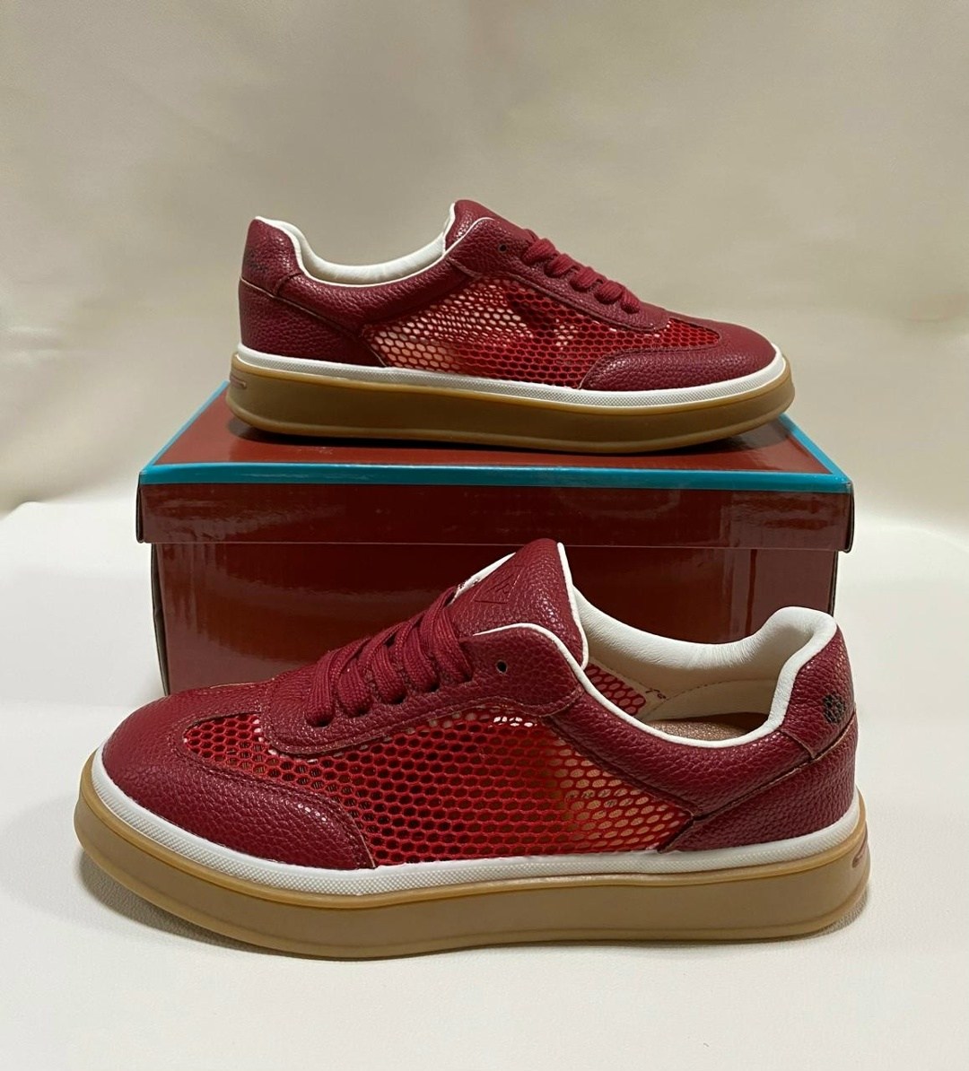 ,кроссовки loro piana,обуви,вязаная ,кроссовки бордовые