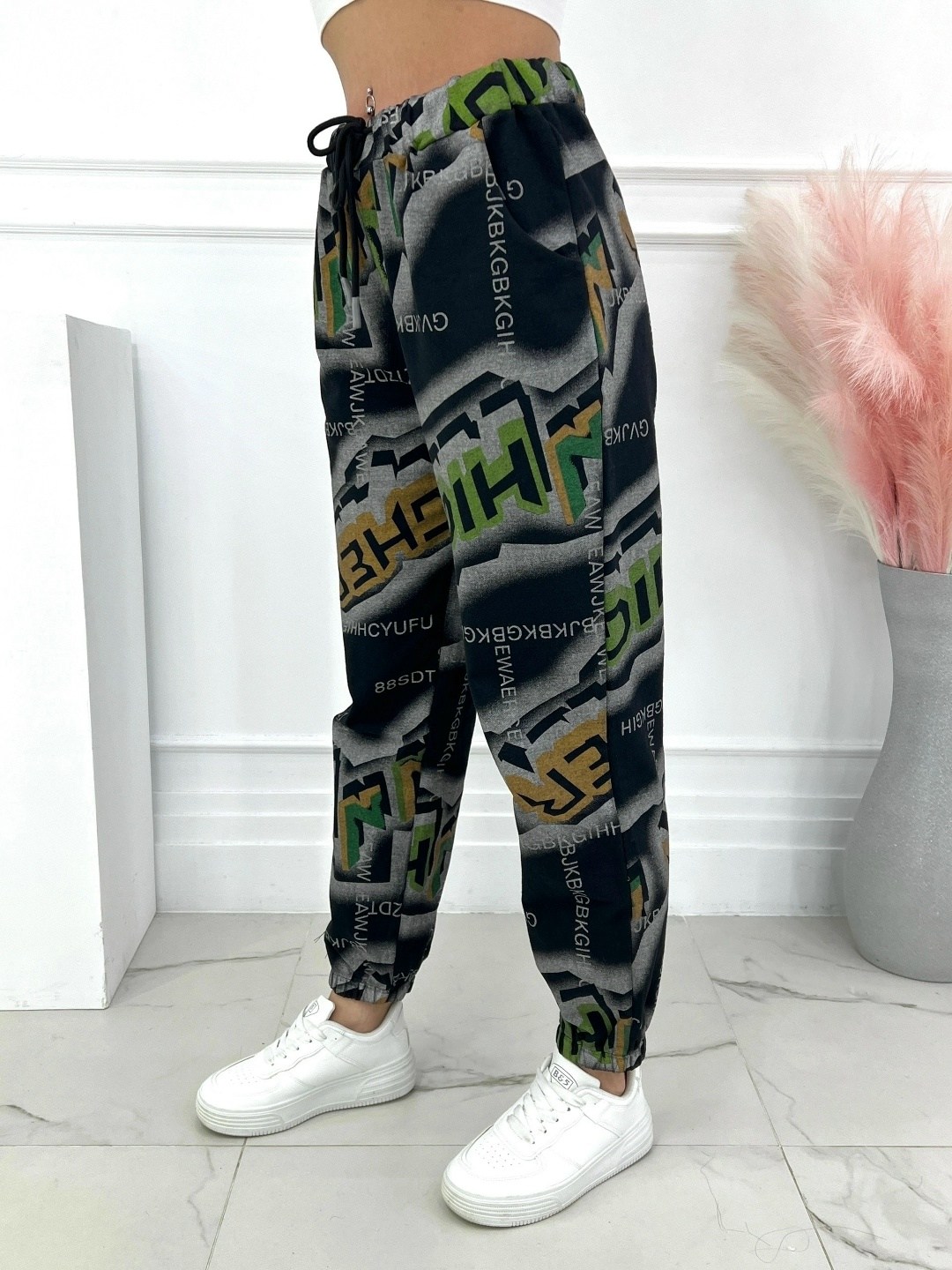 брюки спортивные женские джоггеры штаны only one,брюки спортивные женские джоггеры штаны,джинсы брюки,женские брюки,женские штаны