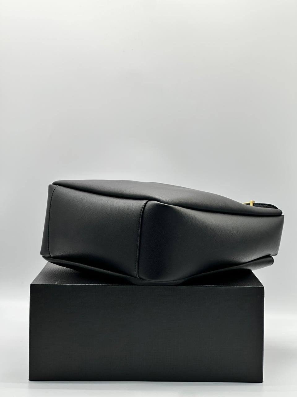 saint laurent черная кожаная сумка через плечо,сумка на плечо saint laurent,сумка yves saint laurent,ив сен лоран сумка черная,saint laurent черная кожаная сумка через плечо le 5 a 7 для женщин