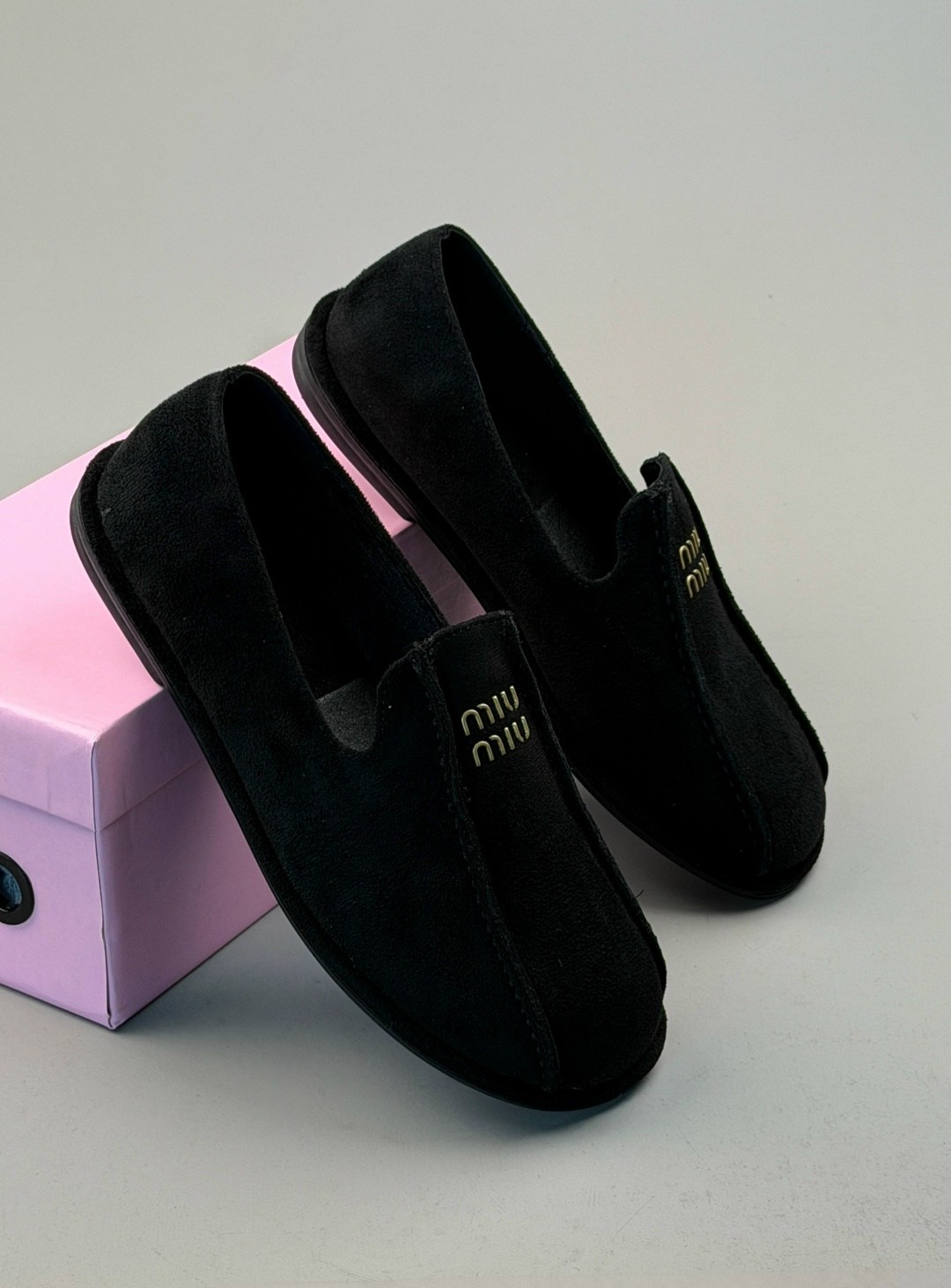 ,лоферы miu miu,лоферы женские,женская ,лоферы замшевые