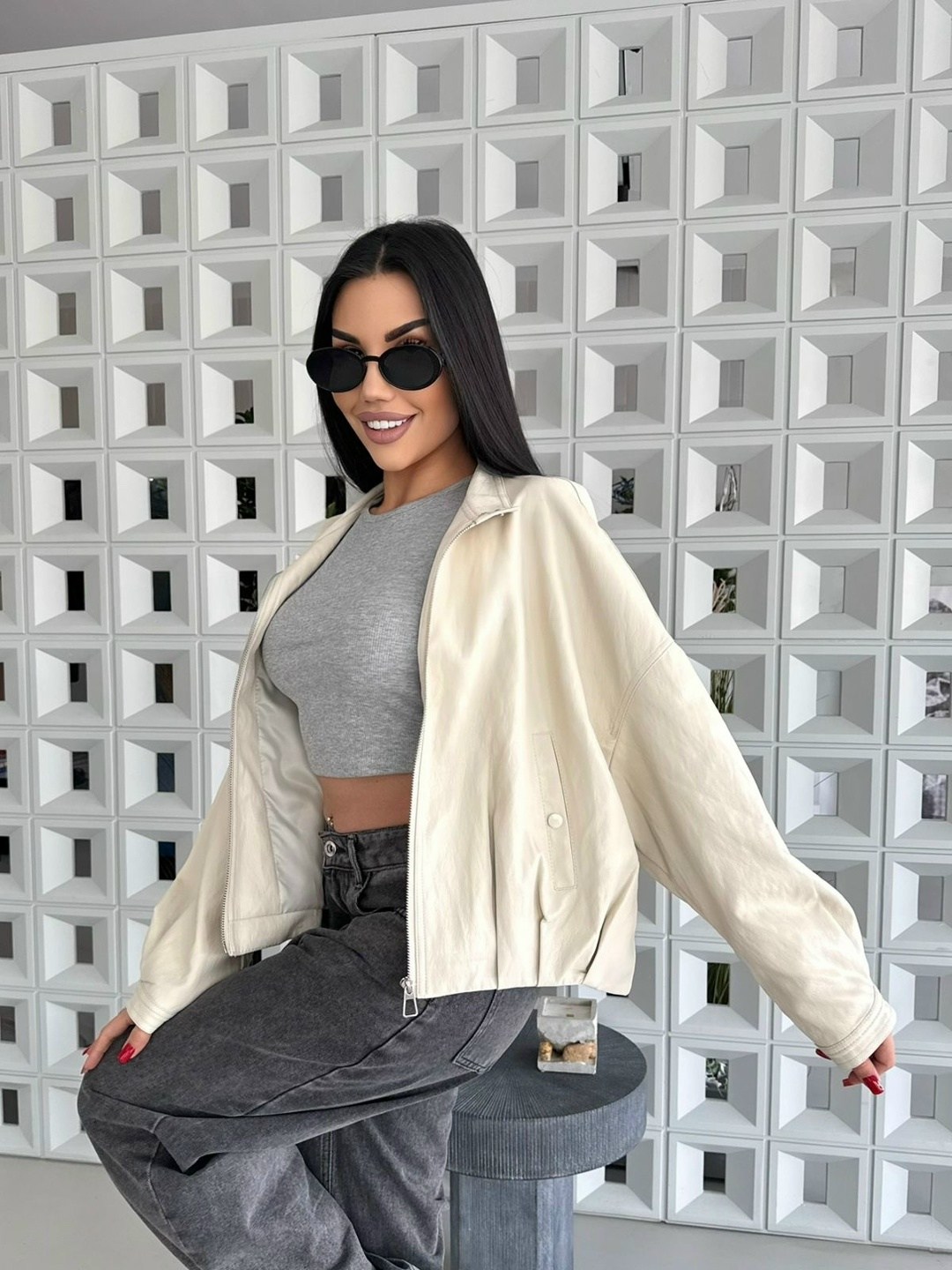 куртка стильная,куртка бомбер,повседневная куртка,куртка,легкая куртка