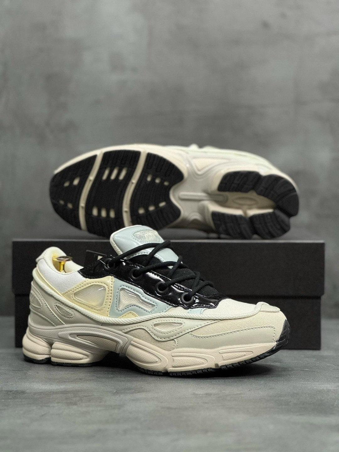 adidas raf simons ozweego 3 cream white,adidas ozweego 3 raf simons cream white core black,кроссовки adidas raf simons ozweego 3,adidas raf simons ozweego 3,женские кроссовки adidas x raf simons ozwee