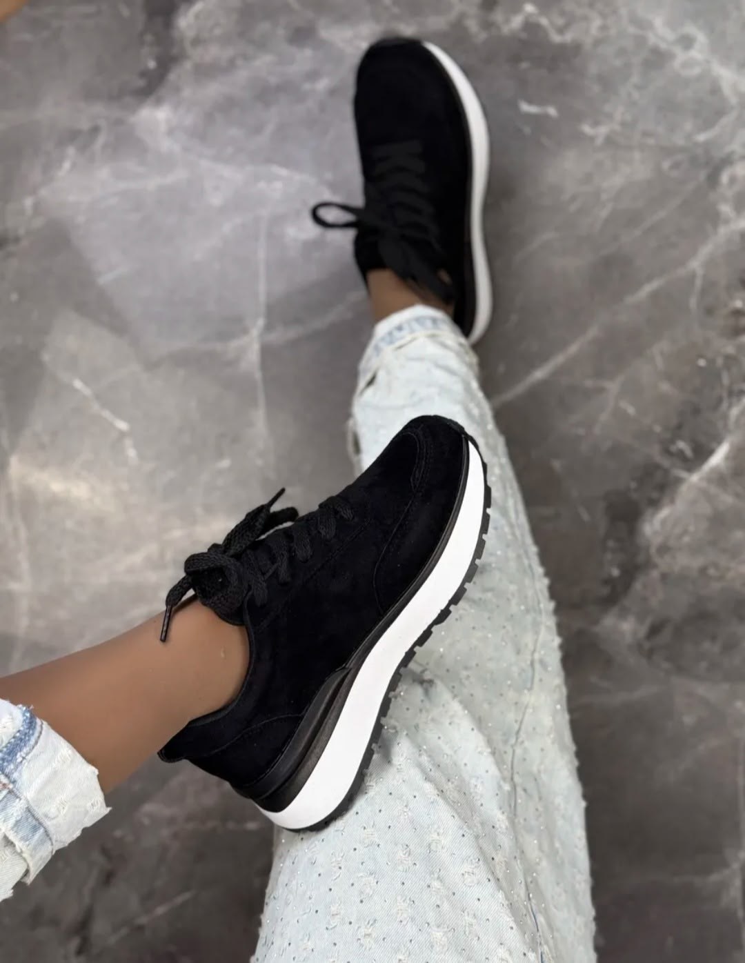 ,замшевые кроссовки,женские кроссовки, спортивная,кроссовки модные