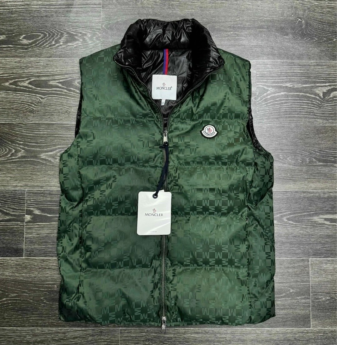 жилетка moncler,жилет moncler,moncler мужской жилет,жилетка монклер мужская,жилетка монклер