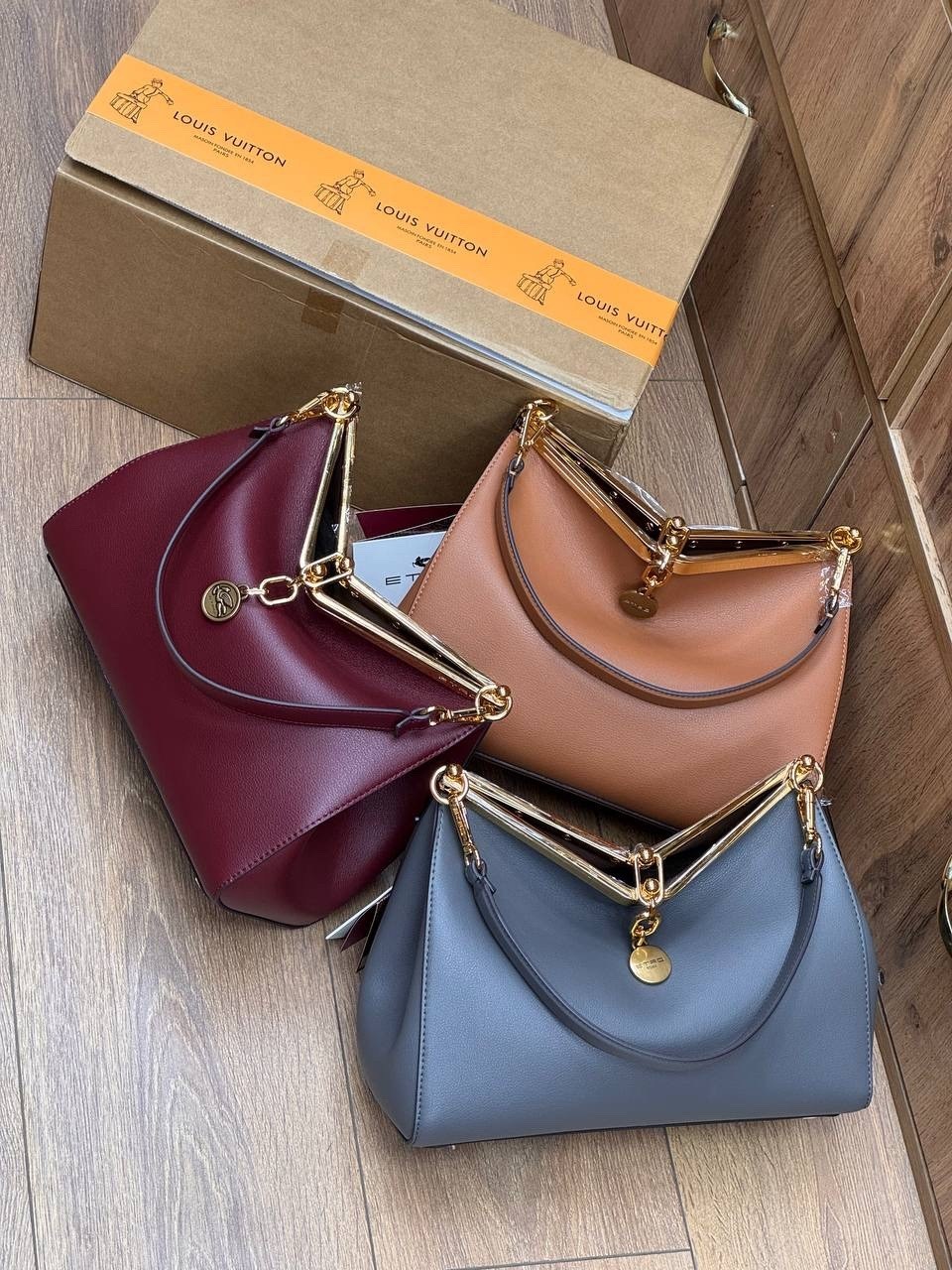 сумка,сумки женская,сумка fendi,женская сумка fendi,модная сумка