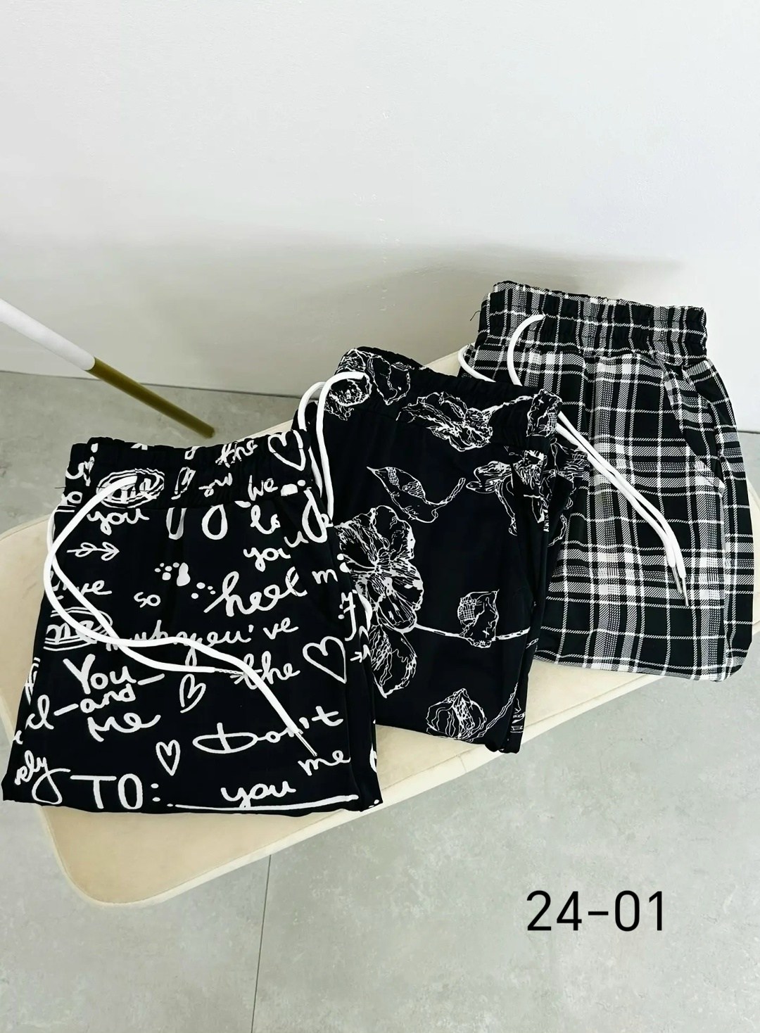 спортивные брюки женские alex.shop лето черные 42-50 ru,штаны женские,брюки джоггеры,брюки женские,модные штаны