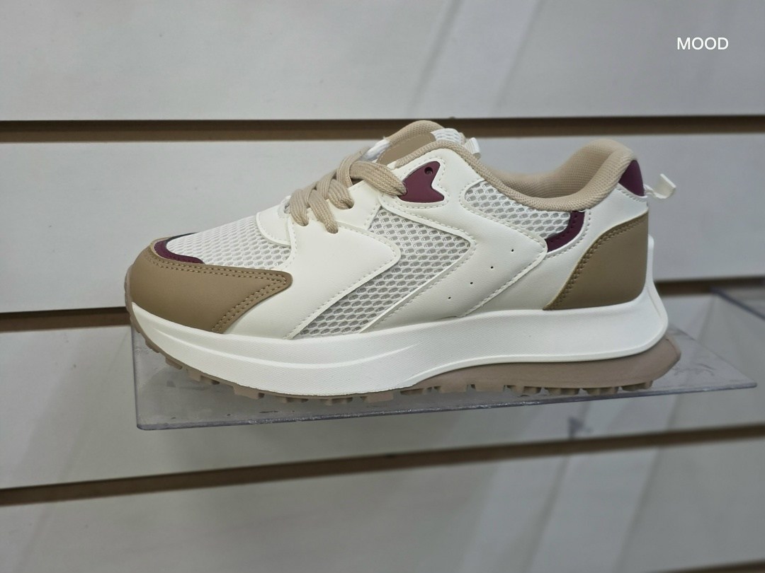 кроссовки женскиe,кроссовки,кроссовка,модные кроссовки,спортивная