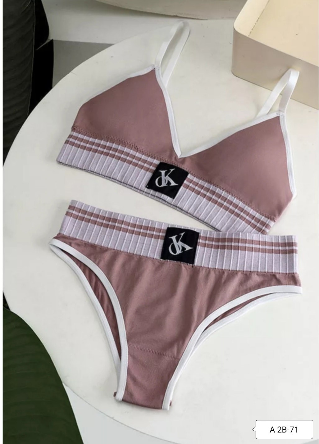 нижнее белье женское кельвин кляйн комплект,комплект нижнего белья,комплект белья женский,нижнее белье комплект женское,комплекты белье