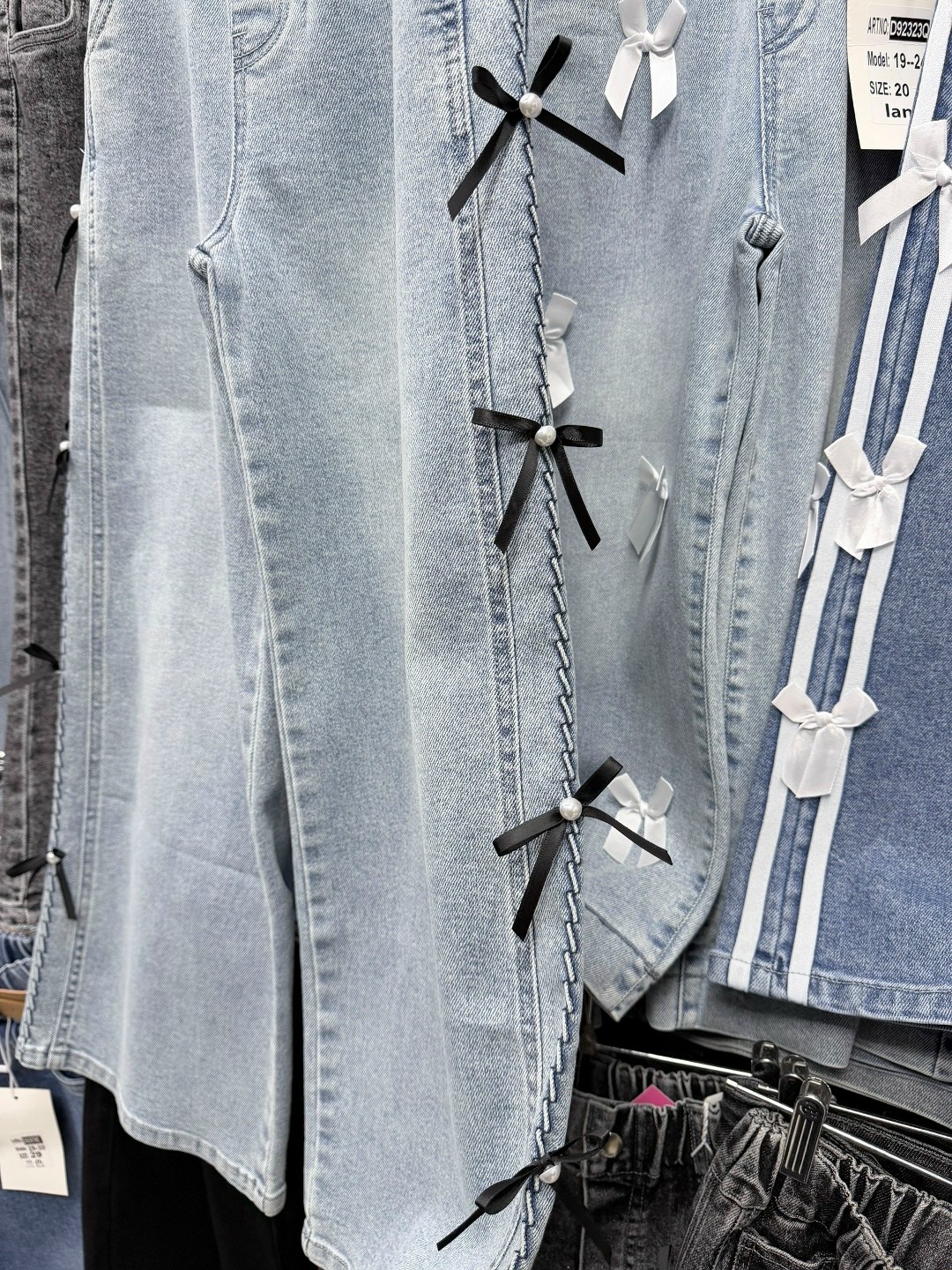 широкие джинсы,джинсы женские с широкими штанинами,джинсы с широкими штанинами,джинсы женские,брюки джинсы