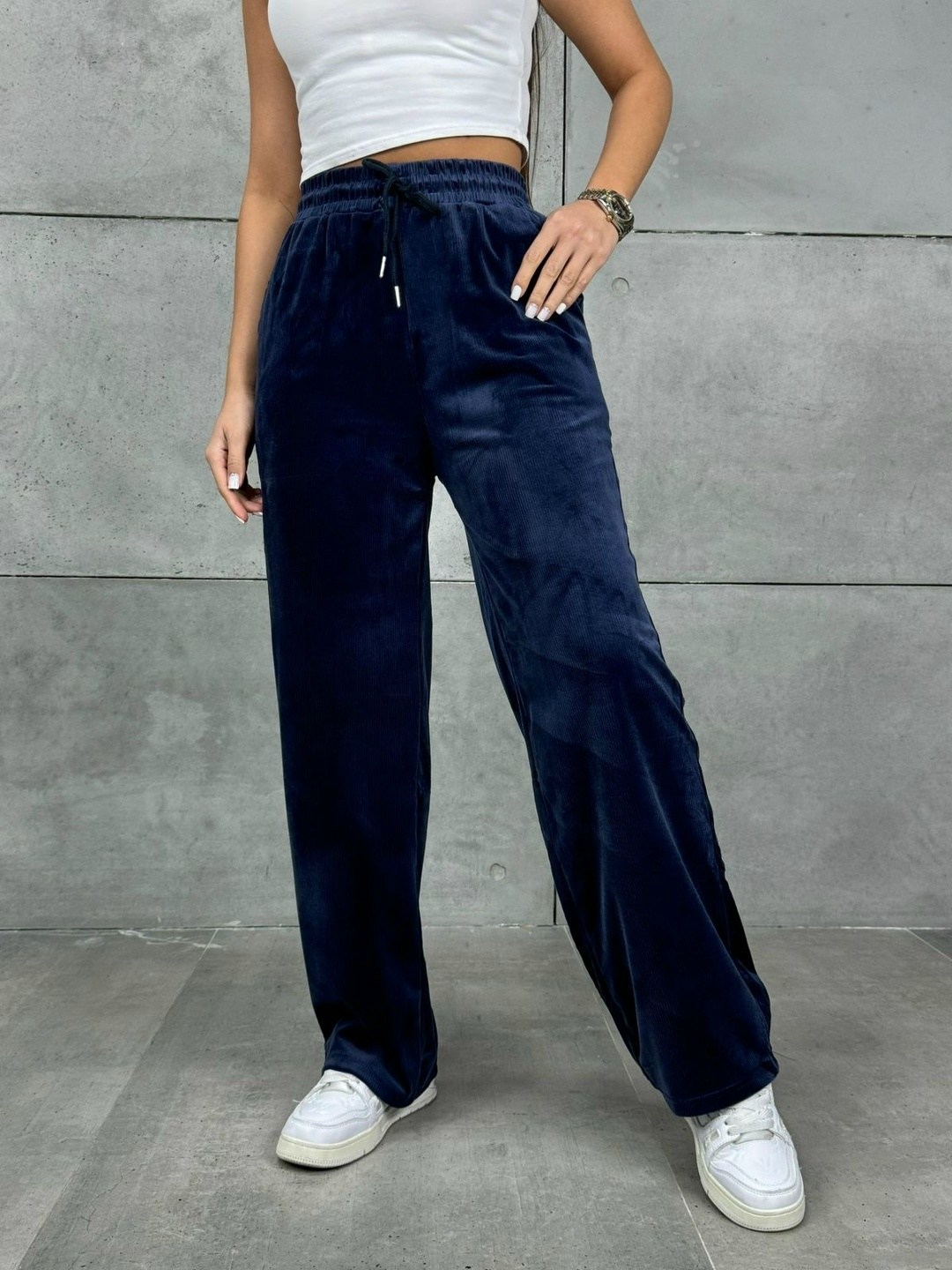 брюки вельветовые,вельветовые прямые брюки,штаны клеш,брюки бордовые,брюки женские вельветовые