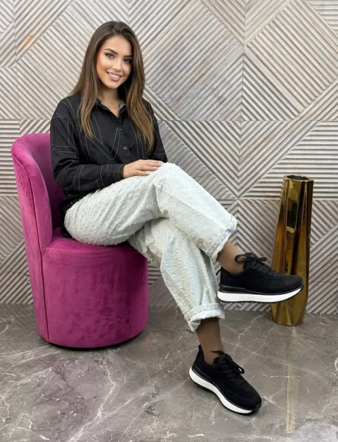 ,замшевые кроссовки,женские кроссовки, спортивная,кроссовки модные