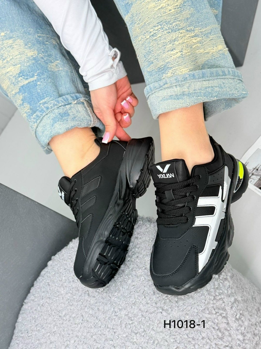 кроссовки женские,,черные кроссовки, спортивная,кроссовка