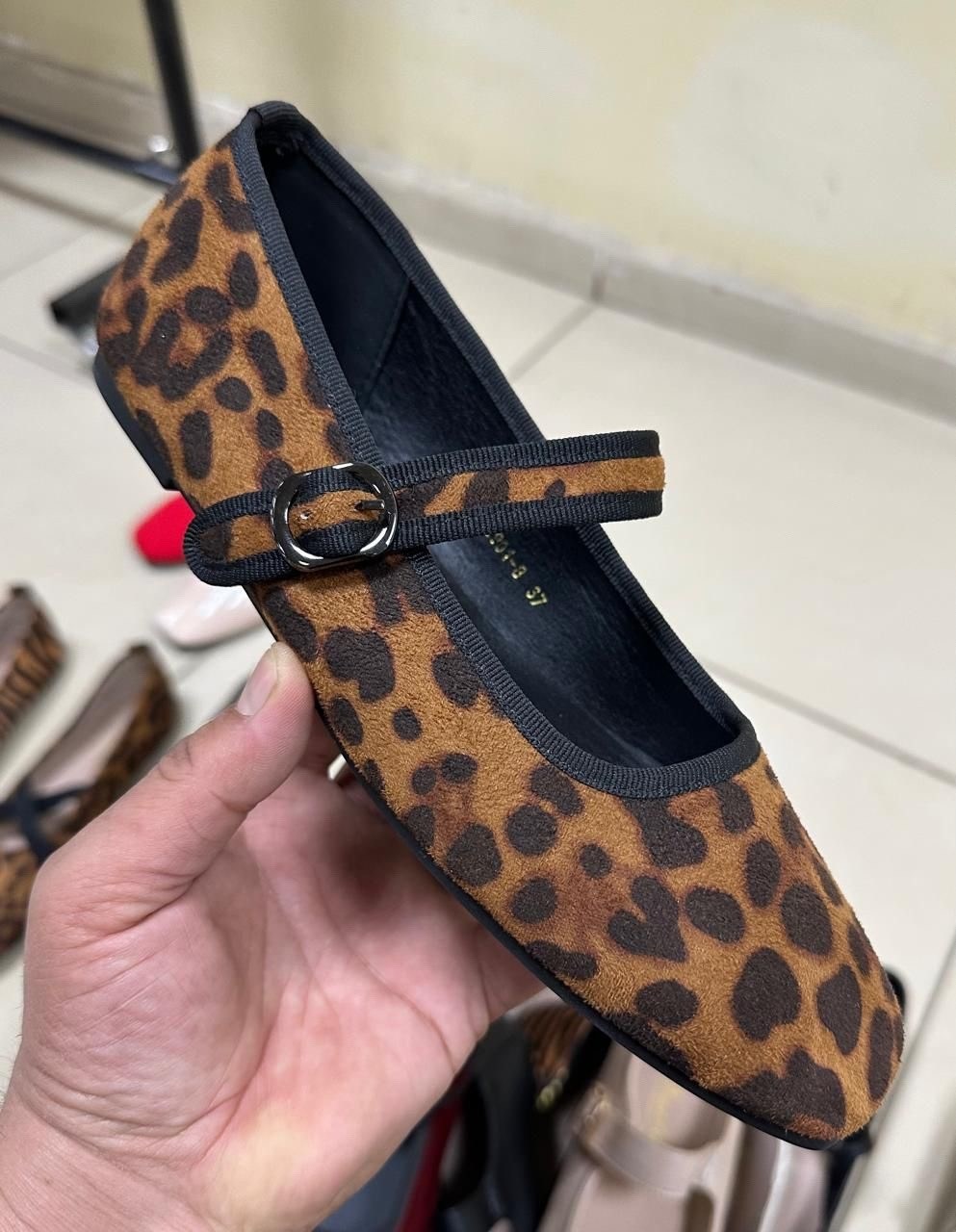 ,балетки,женская ,босоножки на плоской подошве,обуви