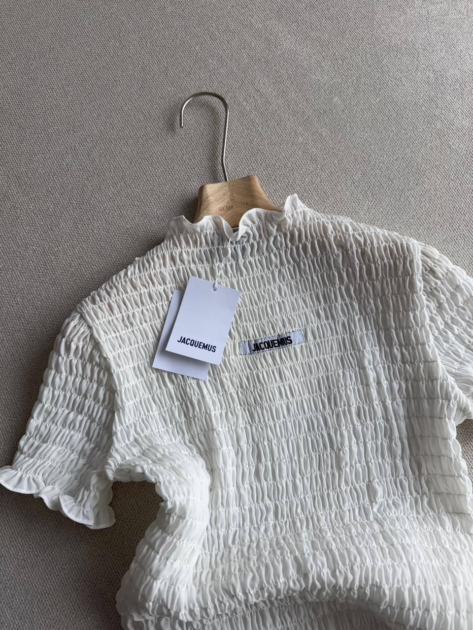 ,стильная девушка,свитер,жилет вязаный