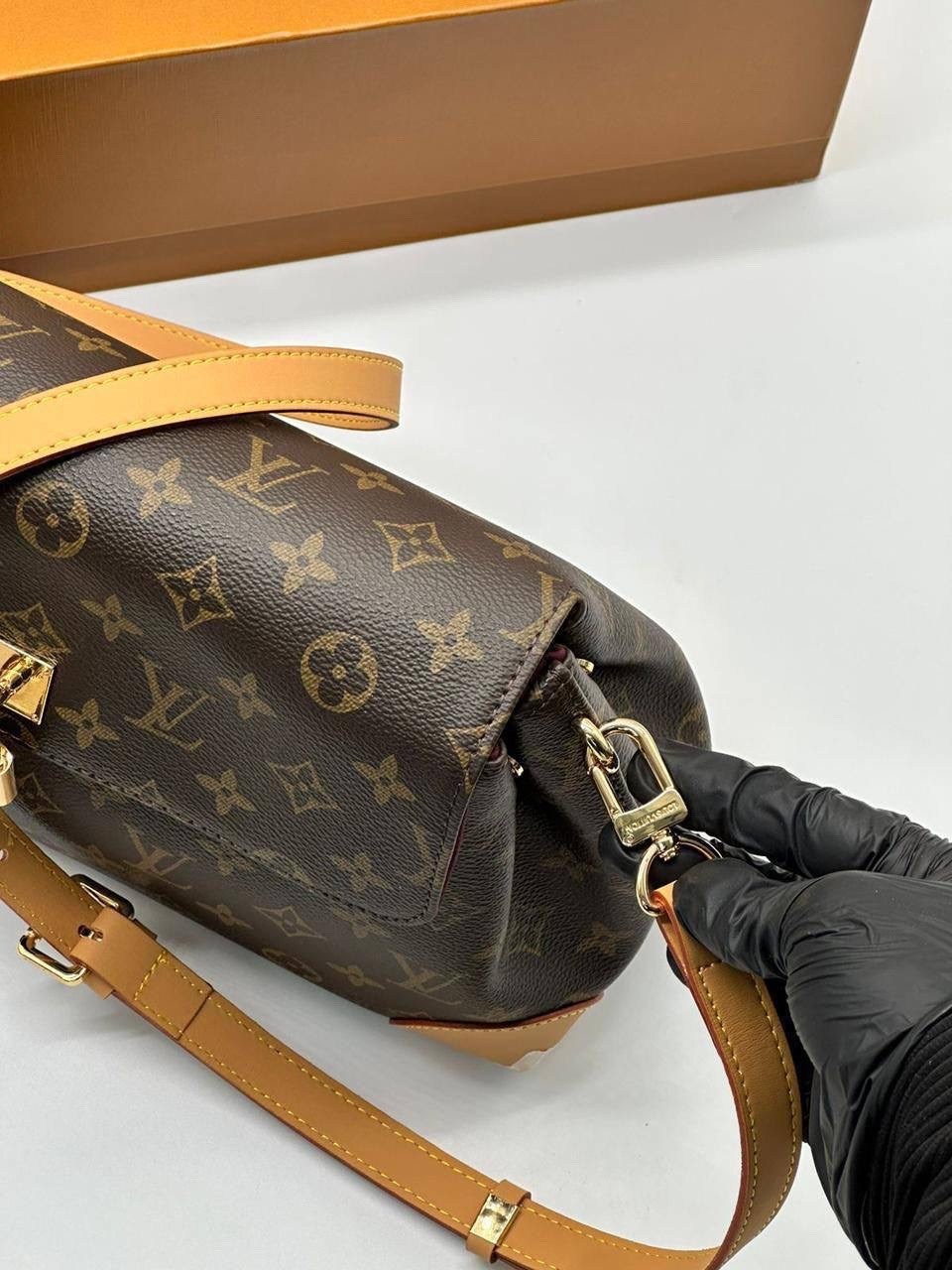 сумка женская louis vuitton,сумка louis vuitton pochette metis,клатч луи виттон,louis vuitton croisette сумка damier ebene коричневая,сумка луи виттон pochette metis
