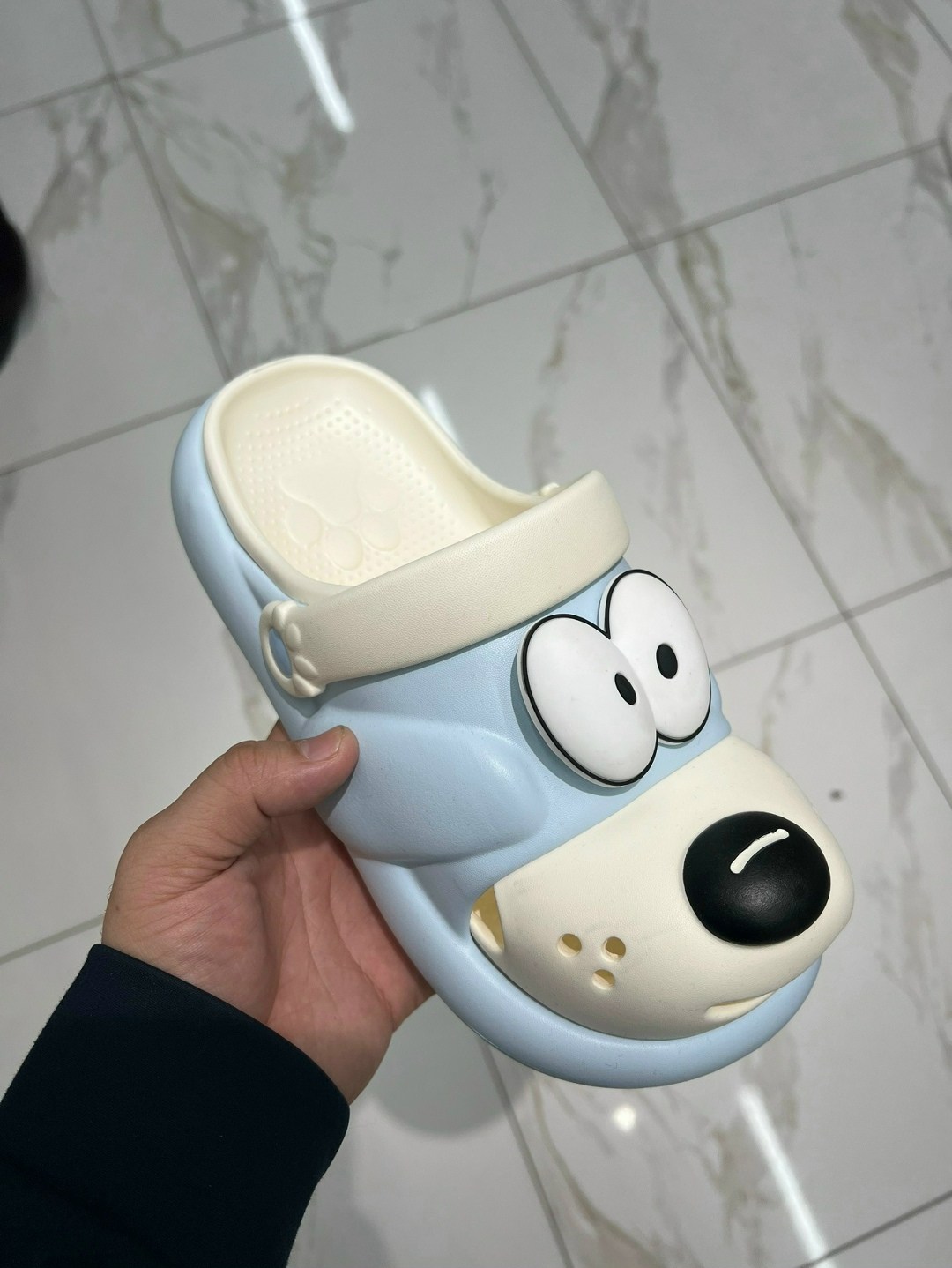 ,модные тапочки,летние тапочки,сабо для детей,домашние тапочки