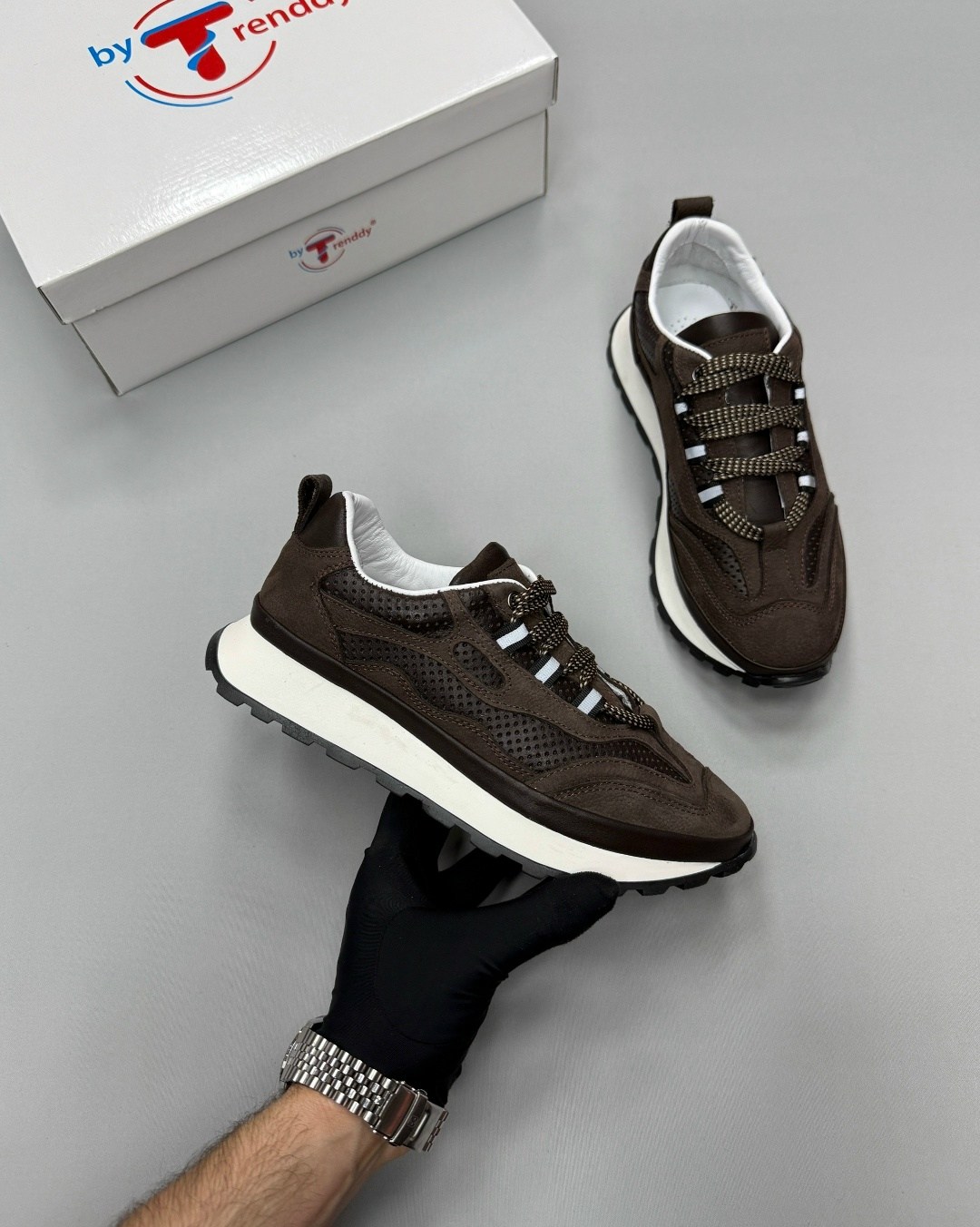 ,кроссовки brunello cucinelli,кроссовки brunello cucinelli черный,женские кроссовки,кроссовки кожаные