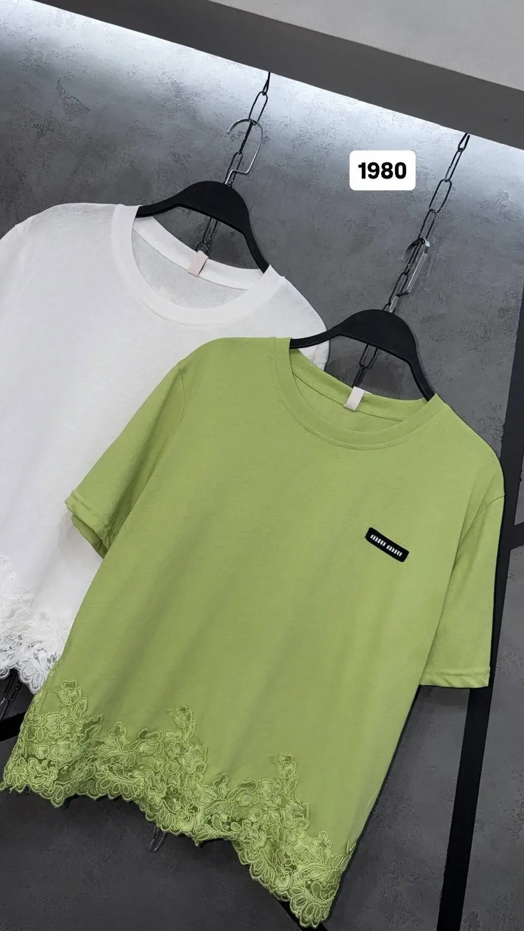 футболка с кружевами,футболка кружевная,футболки женская,зеленая футболка с кружевом,футболка многослойная женская