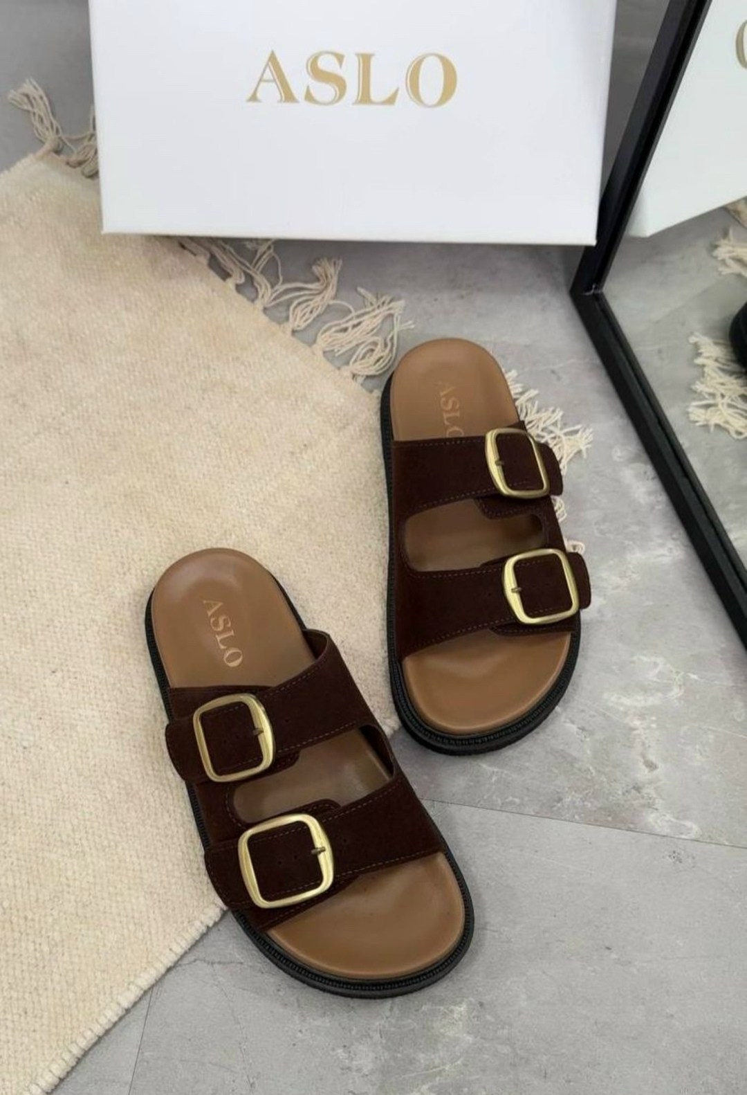 женские шлепанцы,шлепки фенди,женские сандалии,,сандали