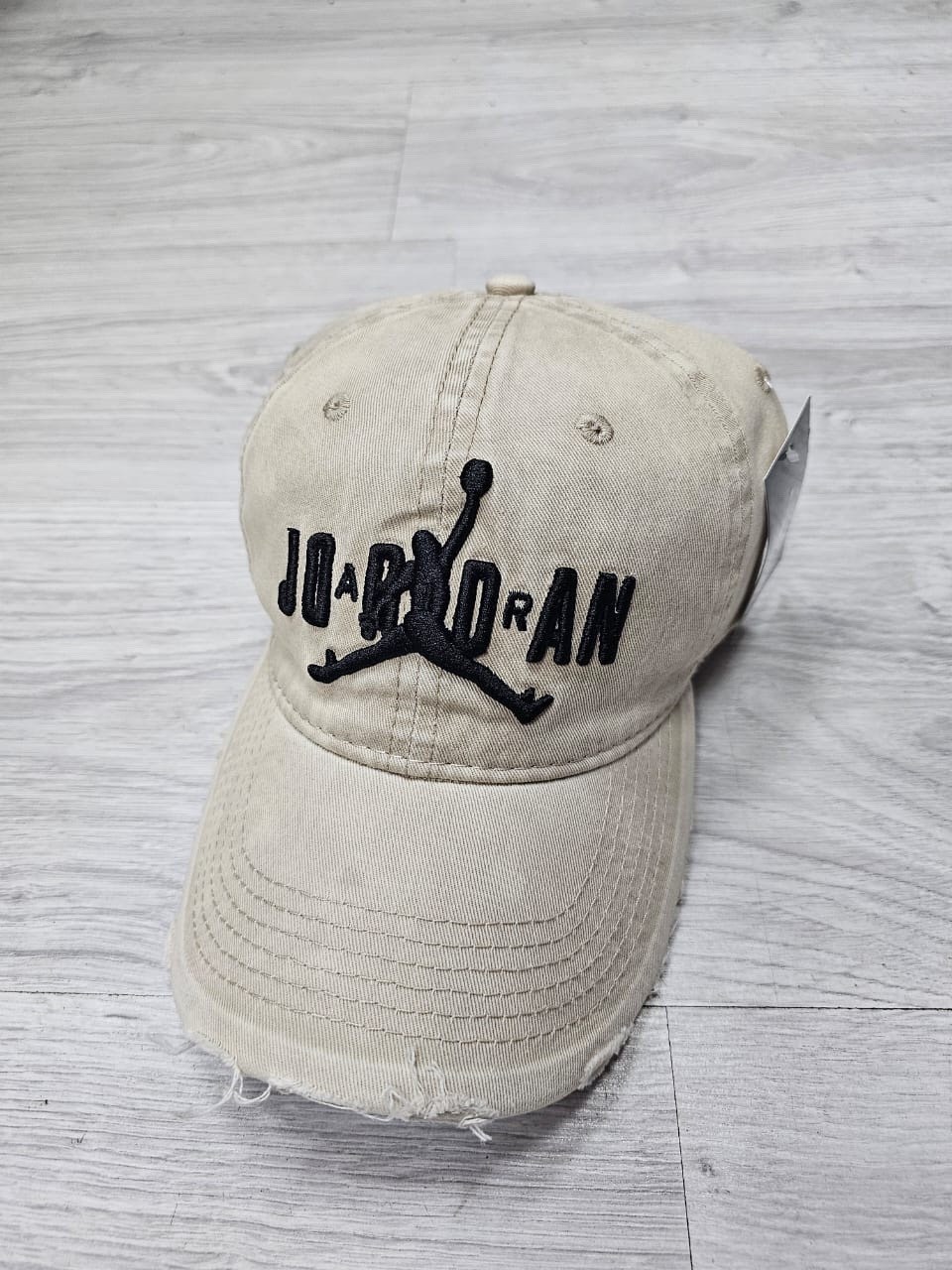 серая кепка jordan jumpman,стильная бейсболка,бейсболка женская,бейсболка,бейсболка классическая