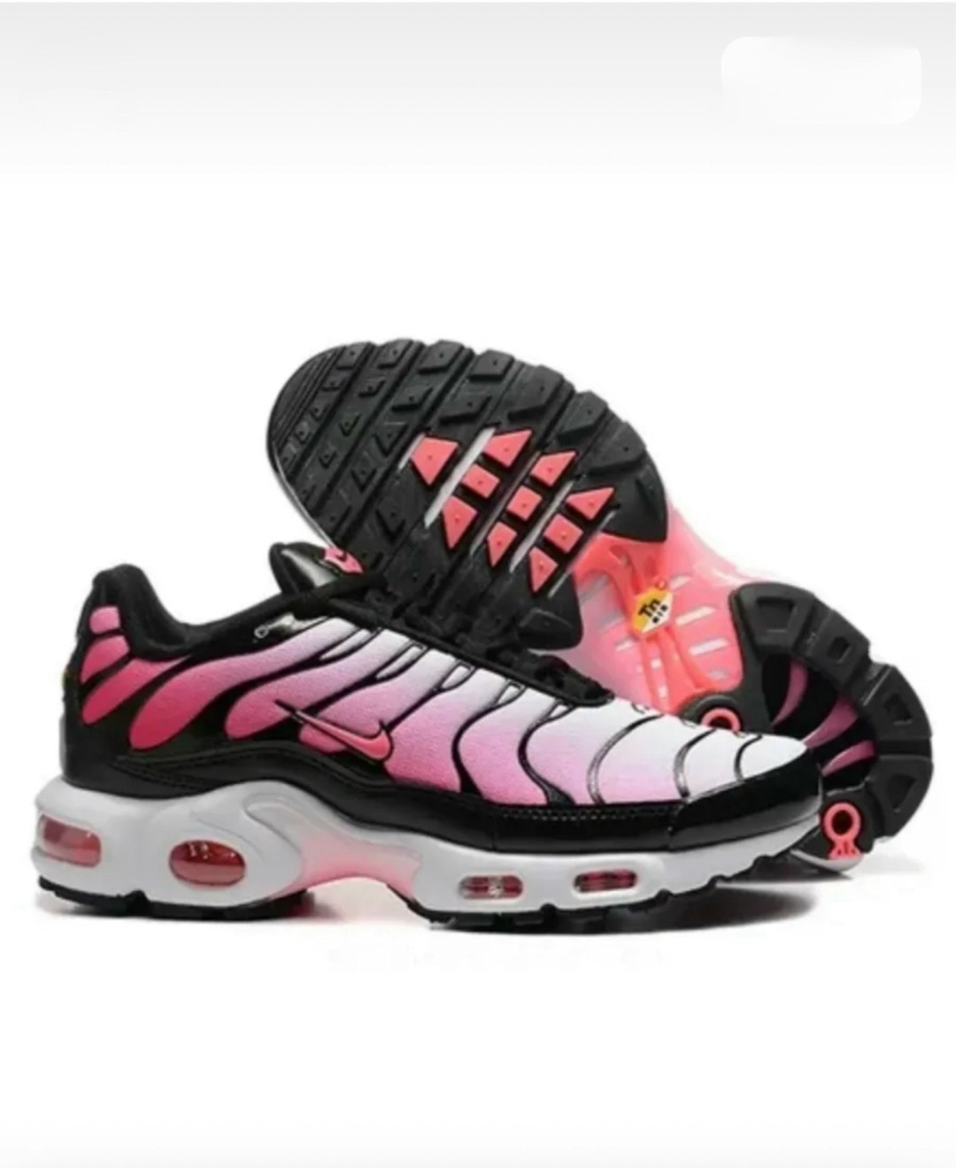 кроссовки,nike air max plus tn,кроссовки женскиe,nike air max plus,кроссовки женский мужской