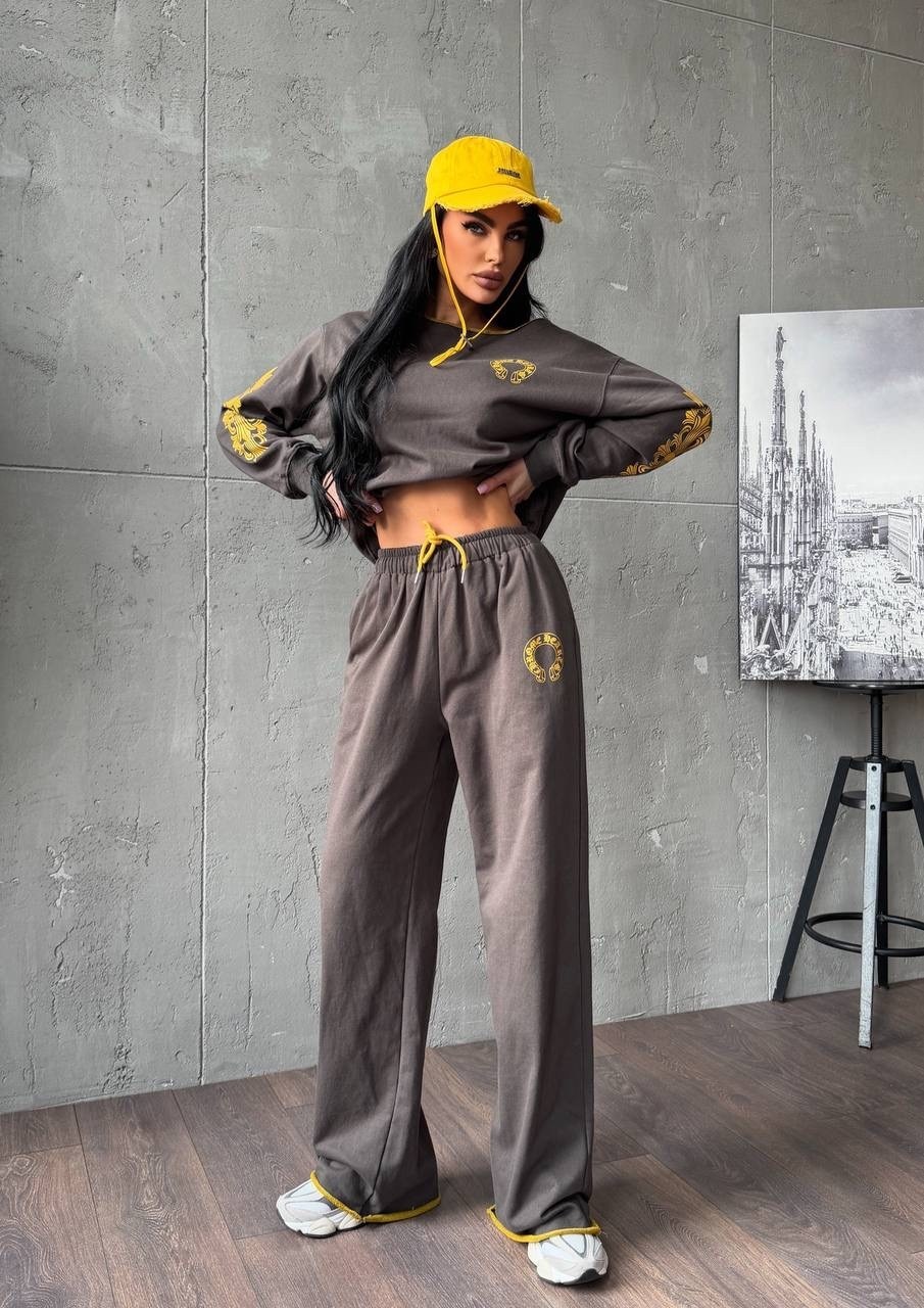 стильные костюмы,костюм женский,костюм спортивный,трикотажный костюм,спортивный костюм женский