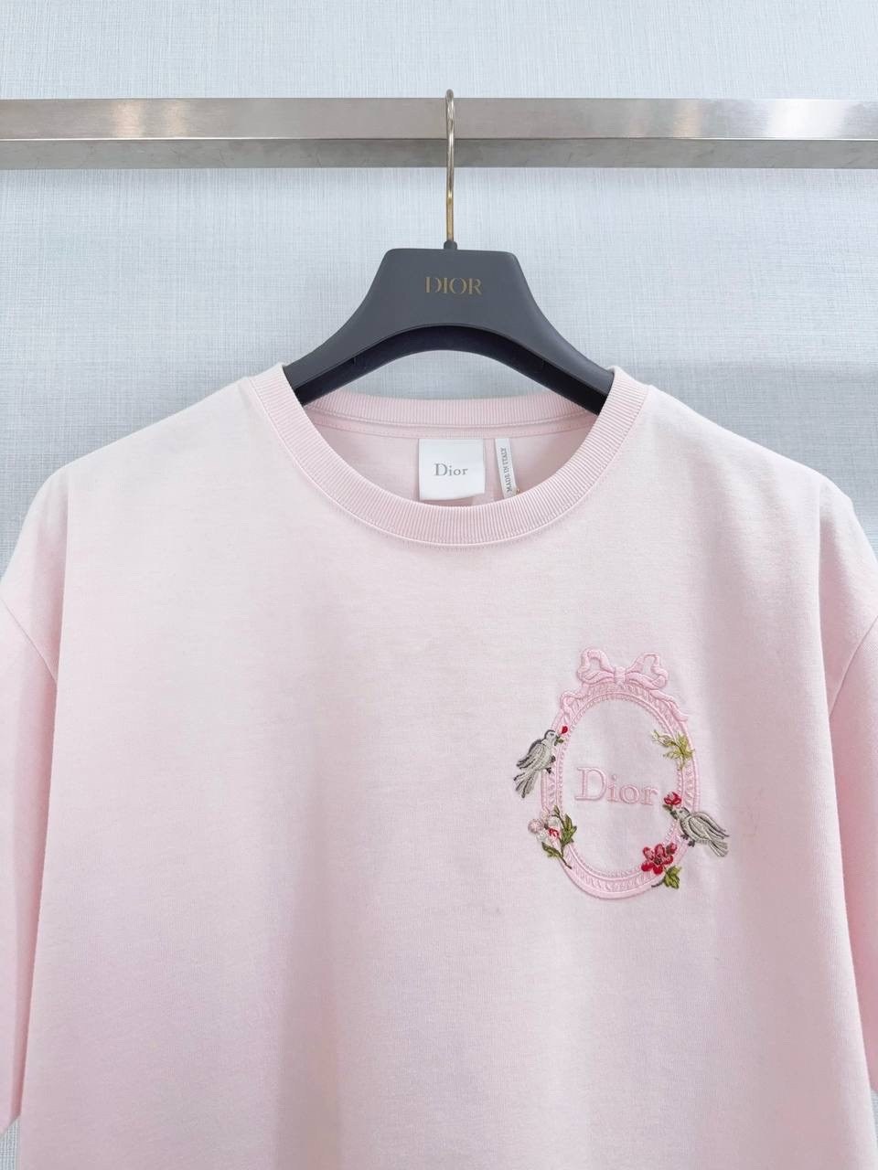 розовая футболка,футболки женская,футболки дизайн,футболки для женщин