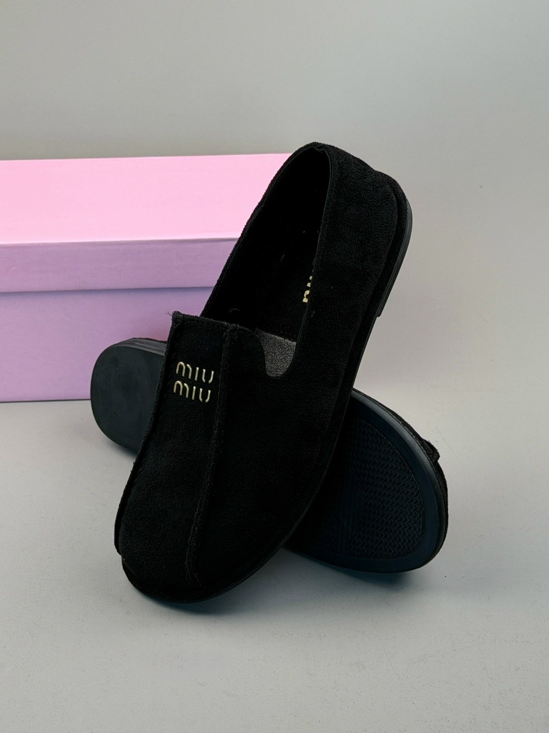 ,лоферы miu miu,лоферы женские,женская ,лоферы замшевые