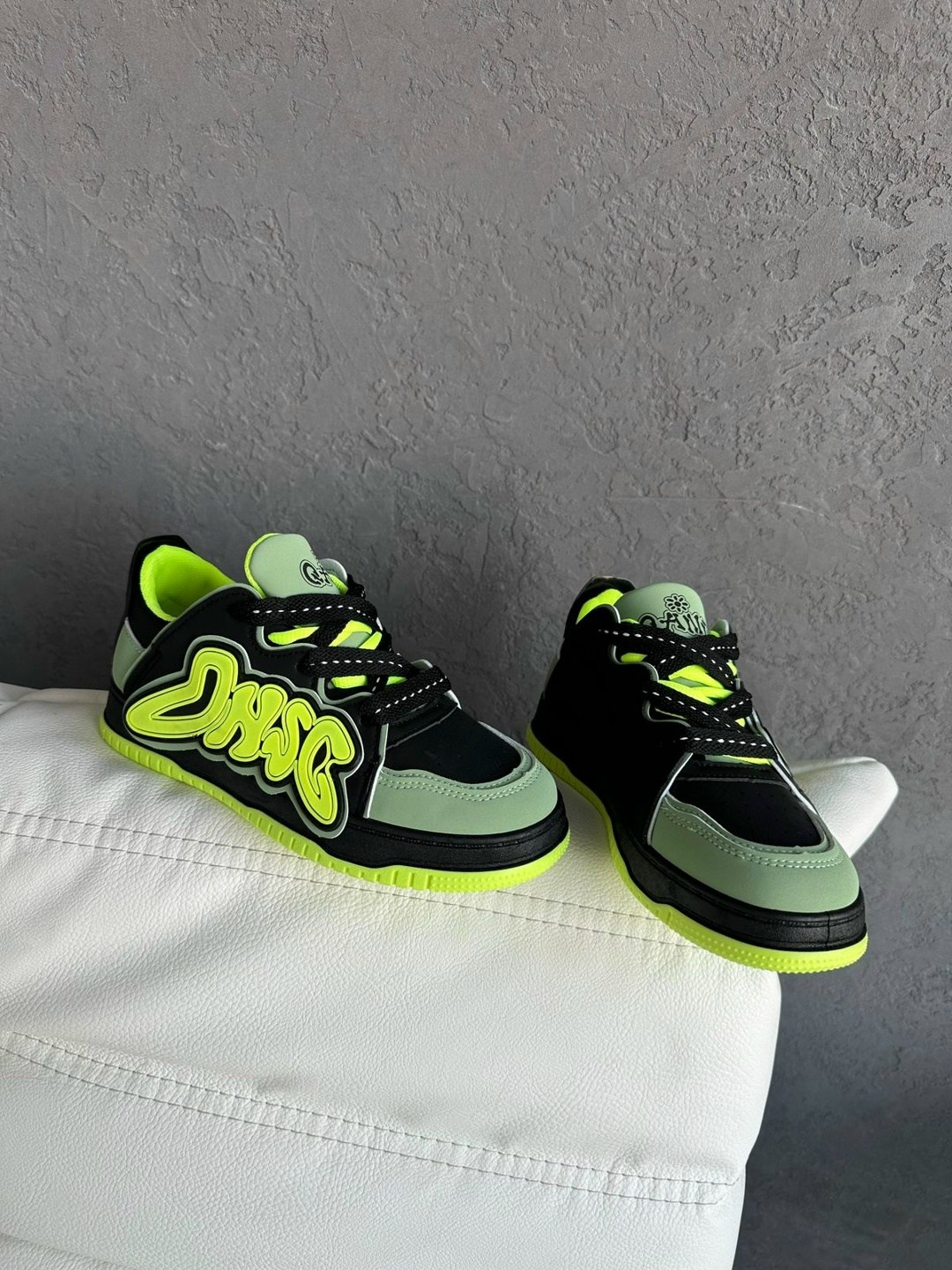 спортивная ,баскетбольная ,кроссовки закрытые,кроссовки низкие,кроссовки женскиe