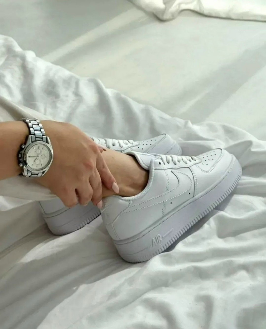 кроссовки nike air force 1 форсы белые кеды,nike air force 1 белые,кроссовки женские nike air force 1,кроссовки,реплика кроссовки найк женские