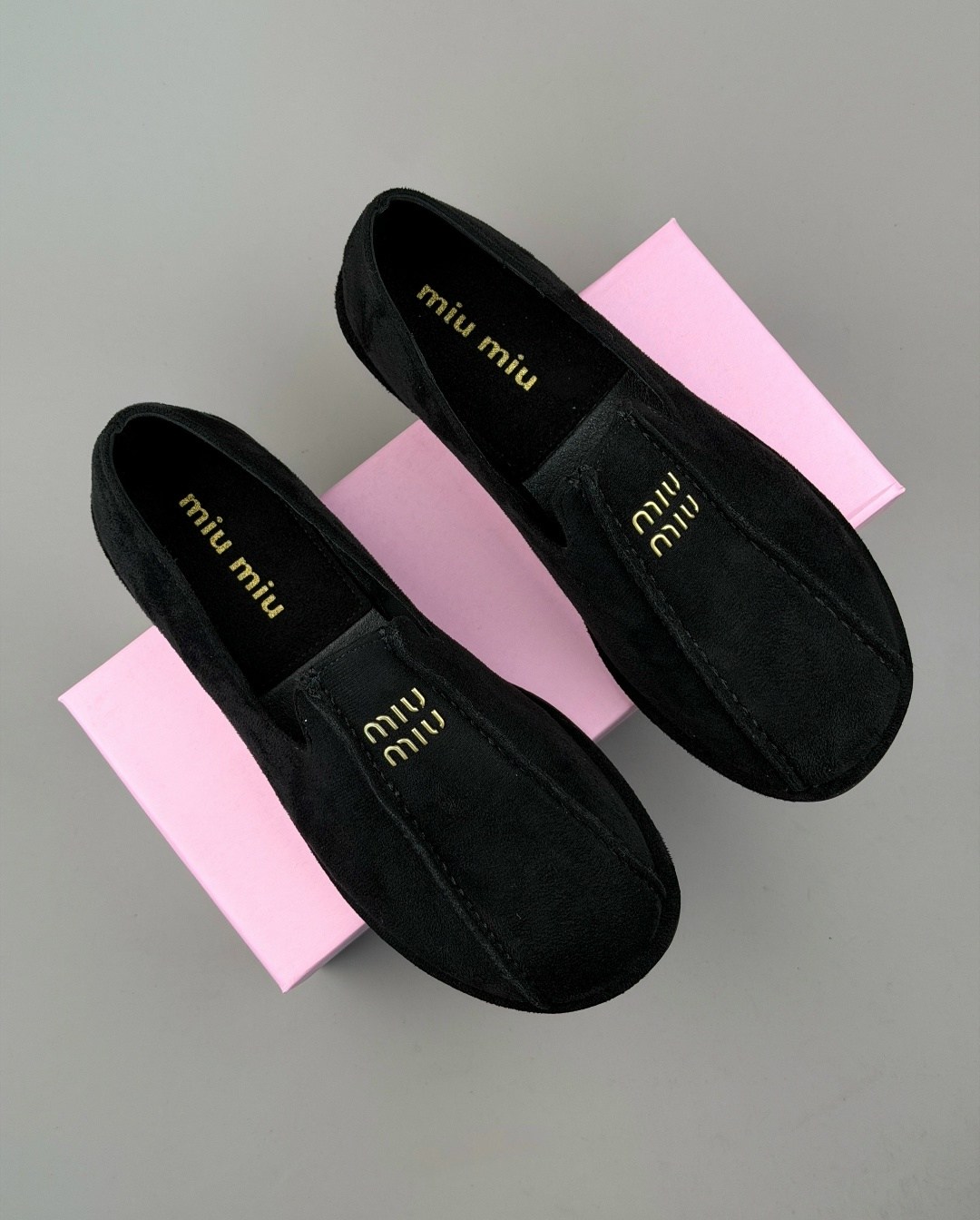 ,лоферы miu miu,лоферы женские,женская ,лоферы замшевые