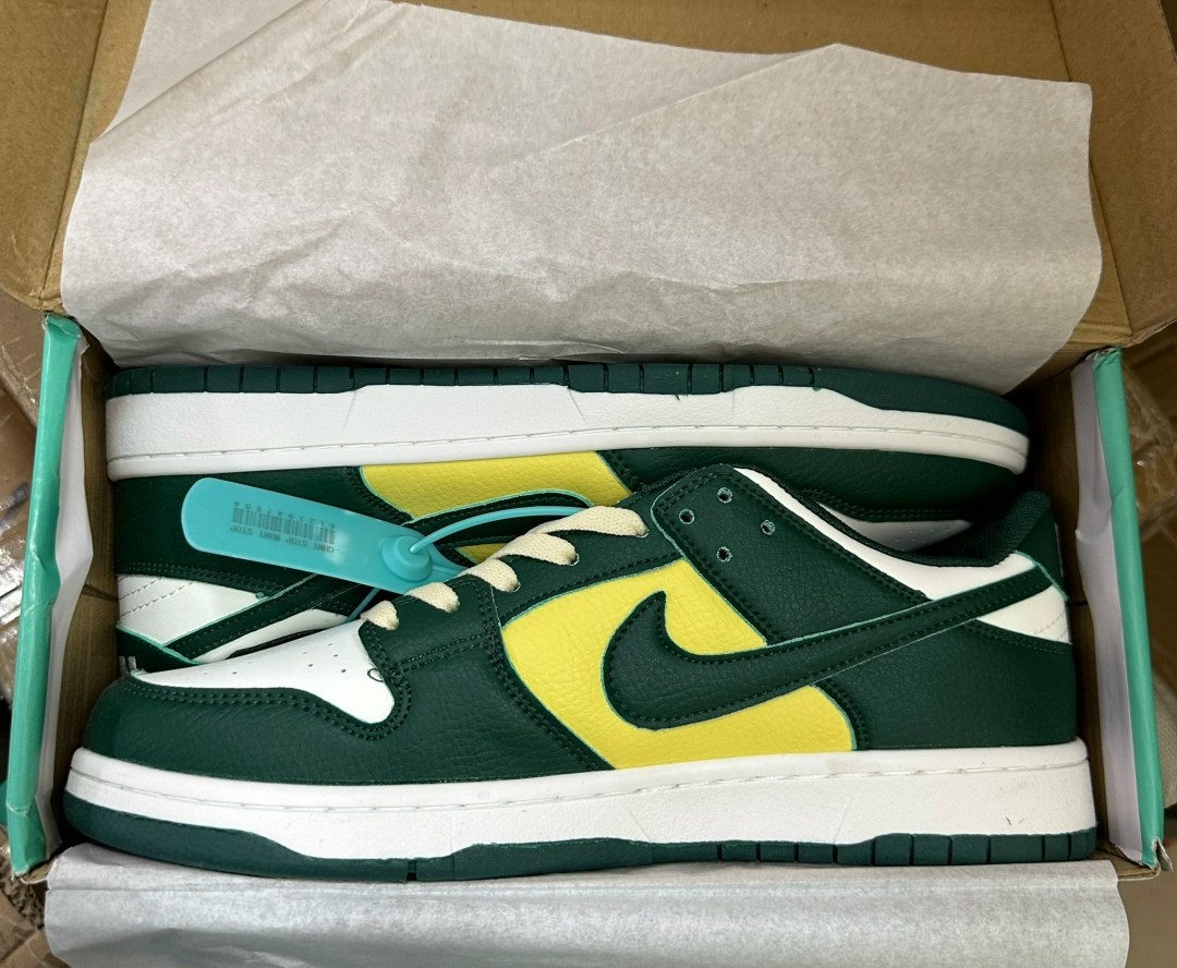 nike dunk low brazil,nike dunk low,кроссовки nike dunk low,кроссовки nike wmns dunk low vintage green,кроссовки nike dunk low se 'lottery pack - malachite'
