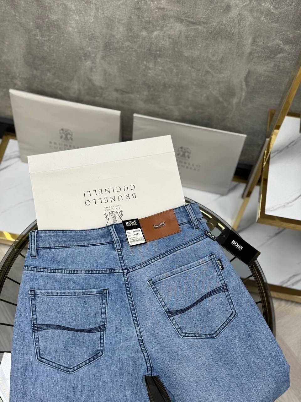 джинсы,джинсы мужские,джинсы стильные,джинсы boss,прямые джинсы