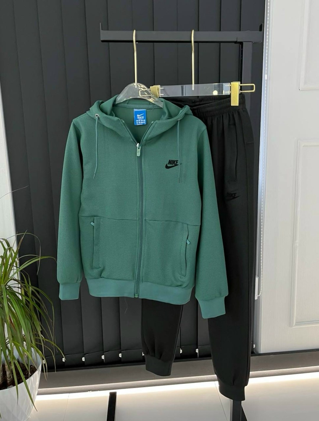 спортивный костюм nike на флисе,костюм спортивный,женские костюмы спортивные,спортивные костюмы на флисе,костюм на флисе