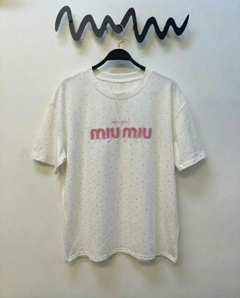 футболки женская оверсайз,оверсайз футболка,футболка женская,стильные костюмы,футболки оверсайз с принтами