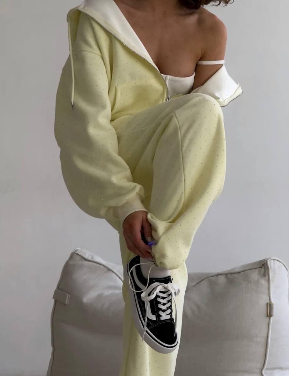 стильные костюмы,костюм женский,костюм спортивный женский,костюм на флисом,костюм желтый