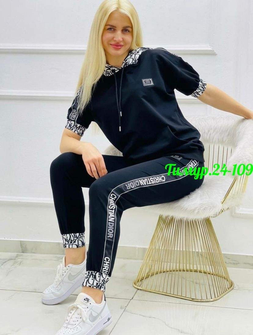 женские костюмы спортивные,костюм спортивные женские костюмы,костюм спорт шик,спортивные костюмы,костюм женский