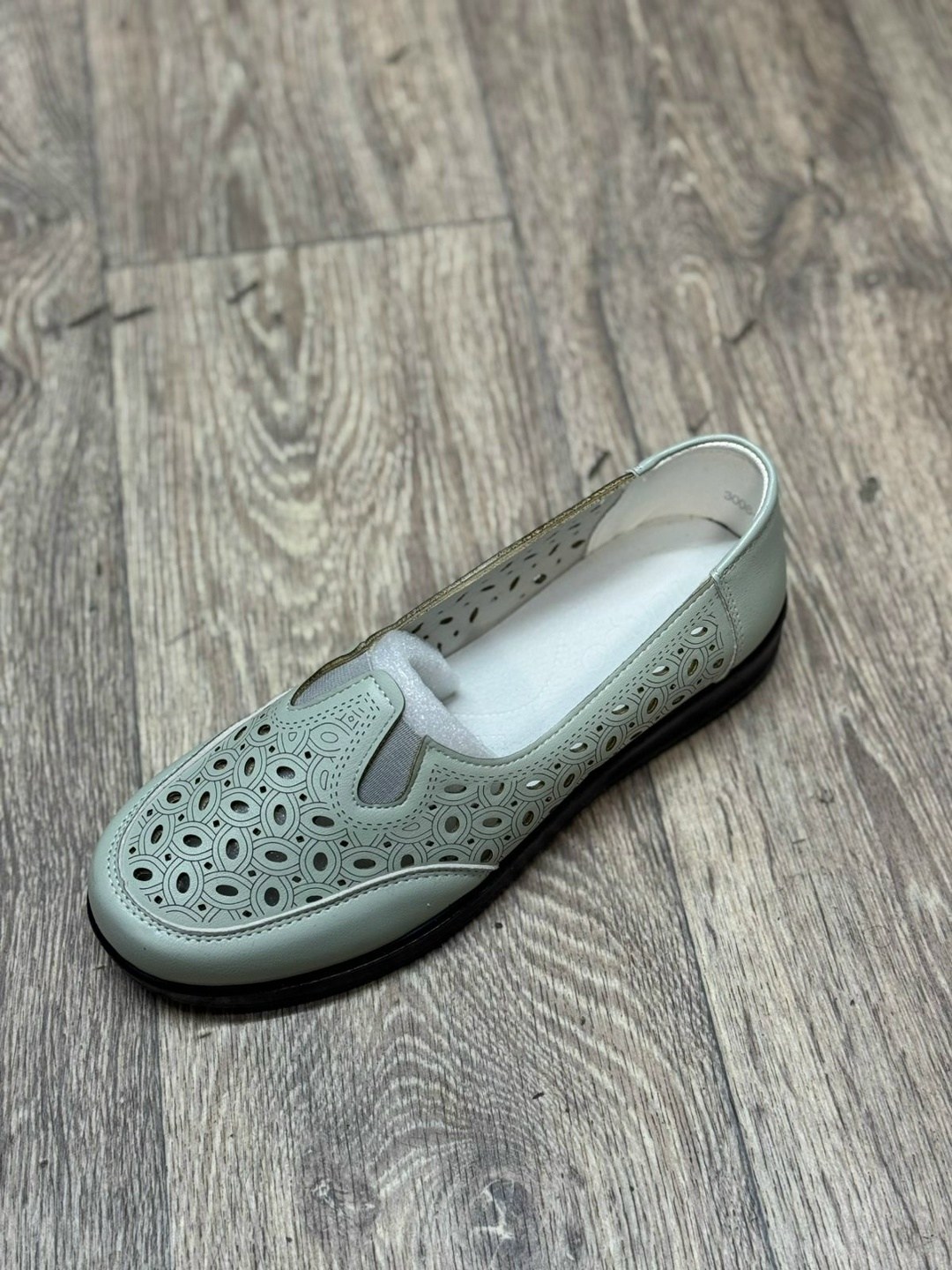 ,туфли женские, женская,мокасины,туфли с перфорацией