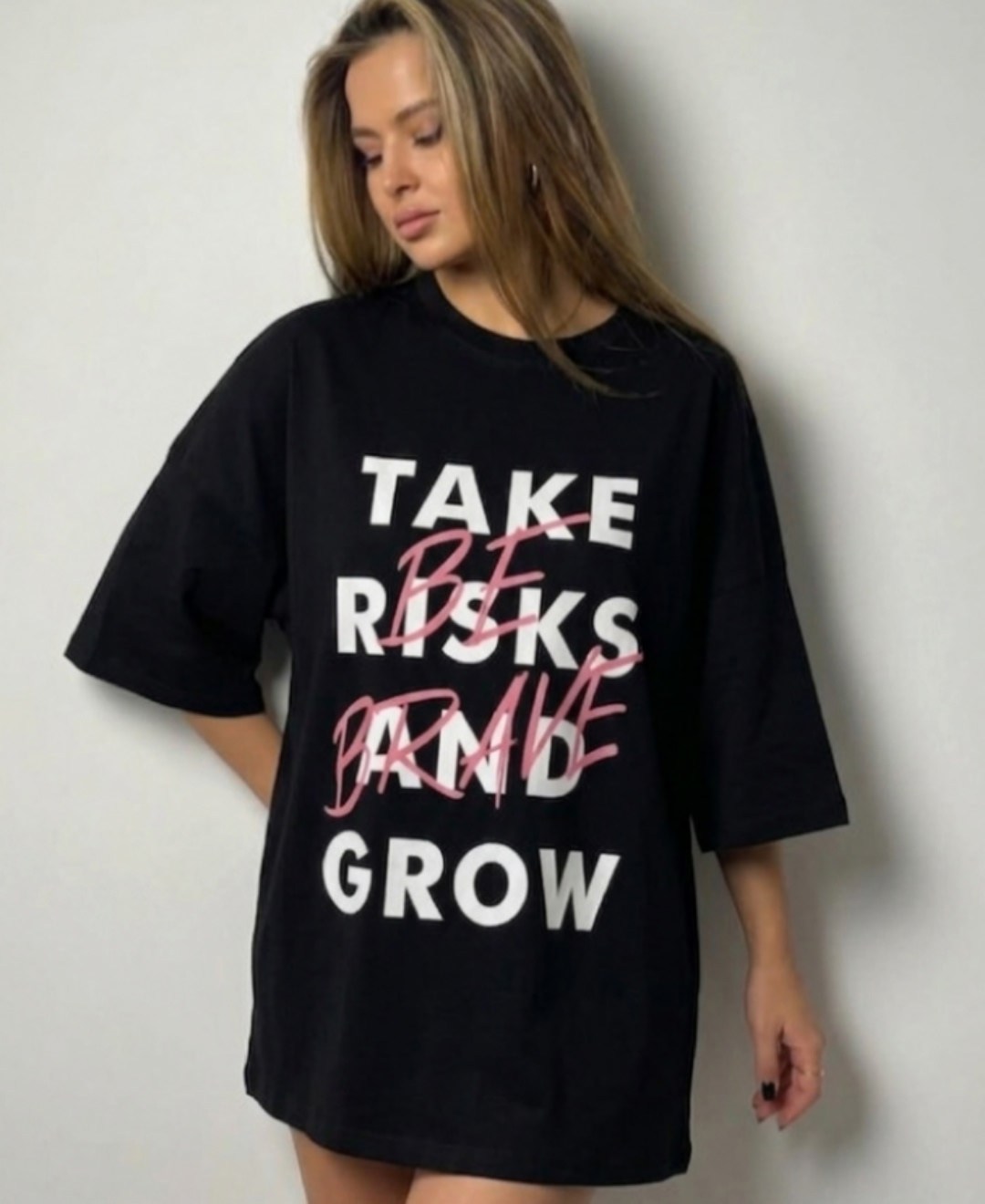 футболки оверсайз с принтами,футболки женская оверсайз,футболки оверсайз,футболка женская оверсайз с принтом,черная футболка оверсайз